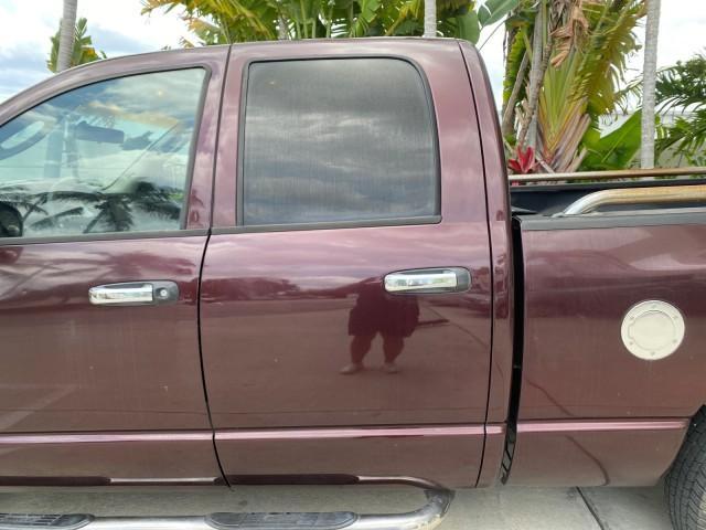 2005 Deep Molten Red Pearl /Dark Slate Gray Dodge Ram 1500 4 DR SLT 1 OWNER FL HEMI 5.7 V8 (1D7HA18D25J) with an 5.7L V8 Hemi Magnum Engine engine, Automatic transmission, located at 4701 North Dixie Hwy, Pompano Beach, FL, 33064, (954) 422-2889, 26.240938, -80.123474 - OUR WEBPAGE FLORIDACARS1.COM HAS OVER 100 PHOTOS AND FREE CARFAX LINK 2005 DODGE RAM 1500 SLT 5.7 V8 HEMI EXTENDED CAB 1 OWNER FLORIDA VIN: 1D7HA18D25J621258 1 D 7 H A 1 8 D 2 5 J 6 2 1 2 5 8 4 DOOR EXTENDED CAB PICKUP 5.7L V8 F GASOLINE 18 MPG REAR WHEEL DRIVE Features ABS Brakes Air Conditioning A - Photo#73