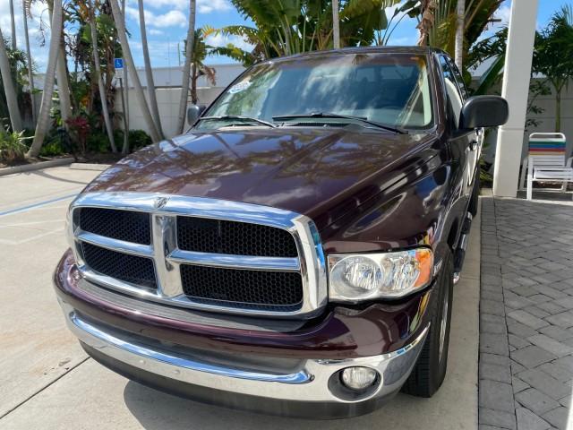 2005 Deep Molten Red Pearl /Dark Slate Gray Dodge Ram 1500 4 DR SLT 1 OWNER FL HEMI 5.7 V8 (1D7HA18D25J) with an 5.7L V8 Hemi Magnum Engine engine, Automatic transmission, located at 4701 North Dixie Hwy, Pompano Beach, FL, 33064, (954) 422-2889, 26.240938, -80.123474 - OUR WEBPAGE FLORIDACARS1.COM HAS OVER 100 PHOTOS AND FREE CARFAX LINK 2005 DODGE RAM 1500 SLT 5.7 V8 HEMI EXTENDED CAB 1 OWNER FLORIDA VIN: 1D7HA18D25J621258 1 D 7 H A 1 8 D 2 5 J 6 2 1 2 5 8 4 DOOR EXTENDED CAB PICKUP 5.7L V8 F GASOLINE 18 MPG REAR WHEEL DRIVE Features ABS Brakes Air Conditioning A - Photo#3