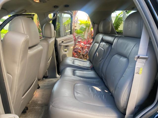 2002 Sable Black /Pewter Cadillac Escalade L0W MILES 68,090 4WD (1GYEK63N92R) with an 6.0L Vortec 1000 SFI V8 HO Engine engine, Automatic transmission, located at 4701 North Dixie Hwy, Pompano Beach, FL, 33064, (954) 422-2889, 26.240938, -80.123474 - OUR WEBPAGE FLORIDACARS1.COM HAS OVER 100 PHOTOS AND FREE CARFAX LINK 2002 CADILLAC ESCALADE 4WD COST 52,230 NEW ALL ORIGINAL BLACK PAINT VIN: 1GYEK63N92R116865 1 G Y E K 6 3 N 9 2 R 1 1 6 8 6 5 4 DOOR WAGON/SPORT UTILITY 6.0L V8 F GASOLINE 17 MPG ALL WHEEL DRIVE Features 4WD/AWD ABS Brakes Air Cond - Photo#14