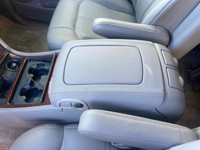 2002 Sable Black /Pewter Cadillac Escalade L0W MILES 68,090 4WD (1GYEK63N92R) with an 6.0L Vortec 1000 SFI V8 HO Engine engine, Automatic transmission, located at 4701 North Dixie Hwy, Pompano Beach, FL, 33064, (954) 422-2889, 26.240938, -80.123474 - OUR WEBPAGE FLORIDACARS1.COM HAS OVER 100 PHOTOS AND FREE CARFAX LINK 2002 CADILLAC ESCALADE 4WD COST 52,230 NEW ALL ORIGINAL BLACK PAINT VIN: 1GYEK63N92R116865 1 G Y E K 6 3 N 9 2 R 1 1 6 8 6 5 4 DOOR WAGON/SPORT UTILITY 6.0L V8 F GASOLINE 17 MPG ALL WHEEL DRIVE Features 4WD/AWD ABS Brakes Air Cond - Photo#59