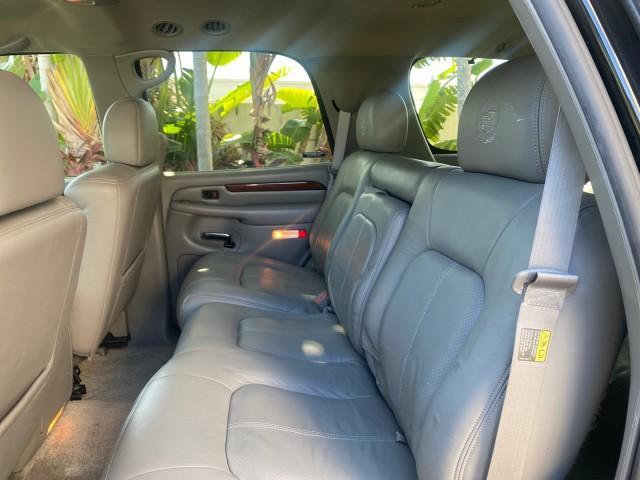 2002 Sable Black /Pewter Cadillac Escalade L0W MILES 68,090 4WD (1GYEK63N92R) with an 6.0L Vortec 1000 SFI V8 HO Engine engine, Automatic transmission, located at 4701 North Dixie Hwy, Pompano Beach, FL, 33064, (954) 422-2889, 26.240938, -80.123474 - OUR WEBPAGE FLORIDACARS1.COM HAS OVER 100 PHOTOS AND FREE CARFAX LINK 2002 CADILLAC ESCALADE 4WD COST 52,230 NEW ALL ORIGINAL BLACK PAINT VIN: 1GYEK63N92R116865 1 G Y E K 6 3 N 9 2 R 1 1 6 8 6 5 4 DOOR WAGON/SPORT UTILITY 6.0L V8 F GASOLINE 17 MPG ALL WHEEL DRIVE Features 4WD/AWD ABS Brakes Air Cond - Photo#72