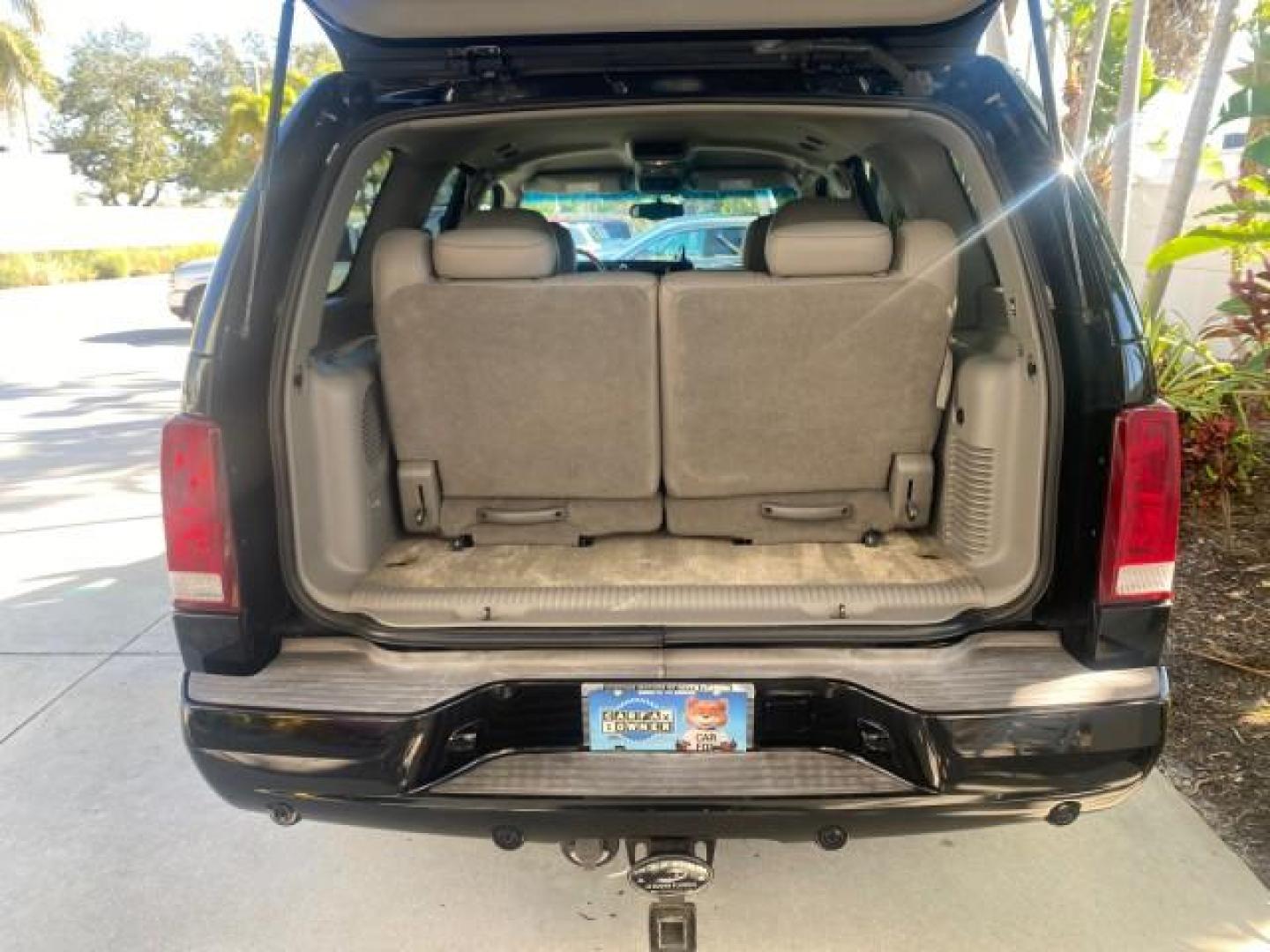 2002 Sable Black /Pewter Cadillac Escalade L0W MILES 68,090 4WD (1GYEK63N92R) with an 6.0L Vortec 1000 SFI V8 HO Engine engine, Automatic transmission, located at 4701 North Dixie Hwy, Pompano Beach, FL, 33064, (954) 422-2889, 26.240938, -80.123474 - OUR WEBPAGE FLORIDACARS1.COM HAS OVER 100 PHOTOS AND FREE CARFAX LINK 2002 CADILLAC ESCALADE 4WD COST 52,230 NEW ALL ORIGINAL BLACK PAINT VIN: 1GYEK63N92R116865 1 G Y E K 6 3 N 9 2 R 1 1 6 8 6 5 4 DOOR WAGON/SPORT UTILITY 6.0L V8 F GASOLINE 17 MPG ALL WHEEL DRIVE Features 4WD/AWD ABS Brakes Air Cond - Photo#93
