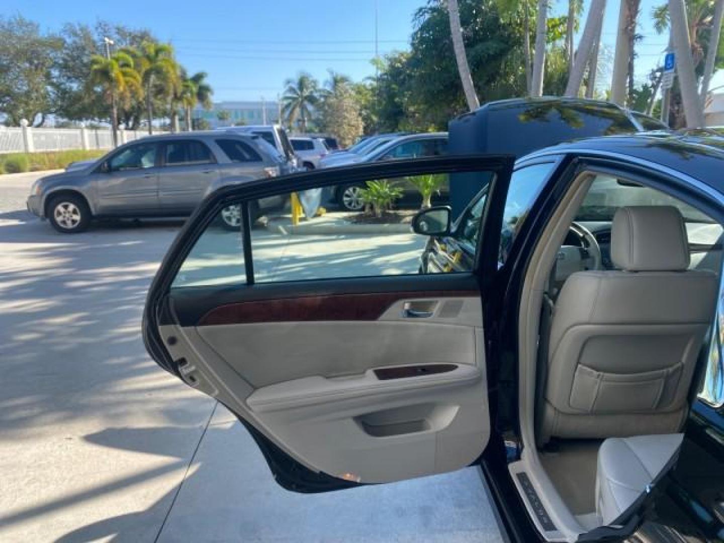 2011 Black /Light Gray Toyota Avalon Limited LOW MILES 80,879 (4T1BK3DB4BU) with an 3.5L DOHC EFI 24-Valve V6 Engine engine, Automatic transmission, located at 4701 North Dixie Hwy, Pompano Beach, FL, 33064, (954) 422-2889, 26.240938, -80.123474 - OUR WEBPAGE FLORIDACARS1.COM HAS OVER 100 PHOTOS AND FREE CARFAX LINK 2011 TOYOTA AVALON LIMITED NAVIGATION SUNROOF LOADED DASH HAS NO CRACKS VIN: 4T1BK3DB4BU438544 4 T 1 B K 3 D B 4 B U 4 3 8 5 4 4 SEDAN 4 DR 3.5L V6 F DOHC 24V GASOLINE 29 MPG FRONT WHEEL DRIVE Features A/C Seat(s) ABS Brakes Air C - Photo#13