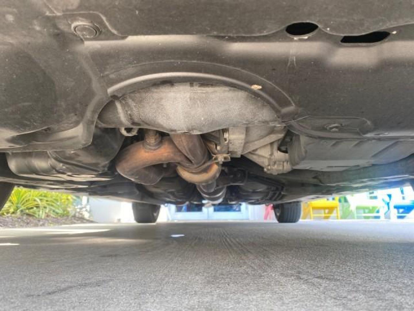 2011 Black /Light Gray Toyota Avalon Limited LOW MILES 80,879 (4T1BK3DB4BU) with an 3.5L DOHC EFI 24-Valve V6 Engine engine, Automatic transmission, located at 4701 North Dixie Hwy, Pompano Beach, FL, 33064, (954) 422-2889, 26.240938, -80.123474 - OUR WEBPAGE FLORIDACARS1.COM HAS OVER 100 PHOTOS AND FREE CARFAX LINK 2011 TOYOTA AVALON LIMITED NAVIGATION SUNROOF LOADED DASH HAS NO CRACKS VIN: 4T1BK3DB4BU438544 4 T 1 B K 3 D B 4 B U 4 3 8 5 4 4 SEDAN 4 DR 3.5L V6 F DOHC 24V GASOLINE 29 MPG FRONT WHEEL DRIVE Features A/C Seat(s) ABS Brakes Air C - Photo#21