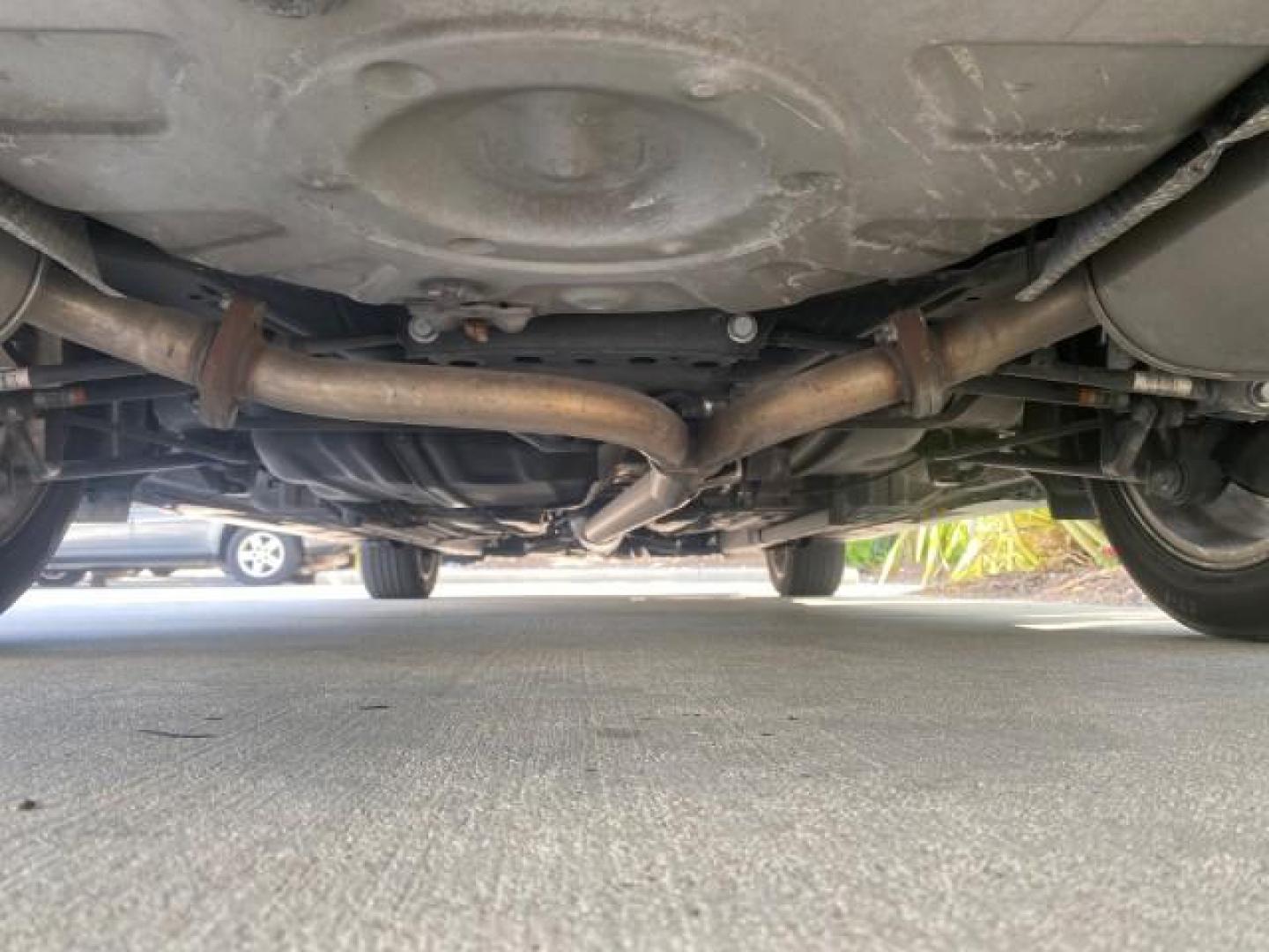 2011 Black /Light Gray Toyota Avalon Limited LOW MILES 80,879 (4T1BK3DB4BU) with an 3.5L DOHC EFI 24-Valve V6 Engine engine, Automatic transmission, located at 4701 North Dixie Hwy, Pompano Beach, FL, 33064, (954) 422-2889, 26.240938, -80.123474 - OUR WEBPAGE FLORIDACARS1.COM HAS OVER 100 PHOTOS AND FREE CARFAX LINK 2011 TOYOTA AVALON LIMITED NAVIGATION SUNROOF LOADED DASH HAS NO CRACKS VIN: 4T1BK3DB4BU438544 4 T 1 B K 3 D B 4 B U 4 3 8 5 4 4 SEDAN 4 DR 3.5L V6 F DOHC 24V GASOLINE 29 MPG FRONT WHEEL DRIVE Features A/C Seat(s) ABS Brakes Air C - Photo#22