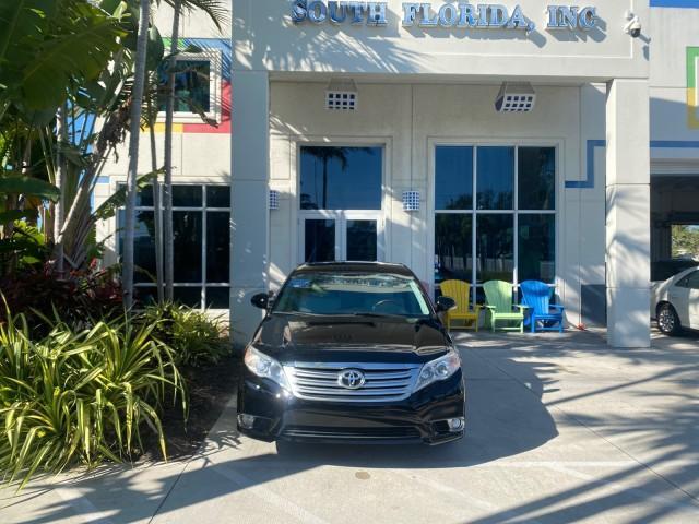 2011 Black /Light Gray Toyota Avalon Limited LOW MILES 80,879 (4T1BK3DB4BU) with an 3.5L DOHC EFI 24-Valve V6 Engine engine, Automatic transmission, located at 4701 North Dixie Hwy, Pompano Beach, FL, 33064, (954) 422-2889, 26.240938, -80.123474 - OUR WEBPAGE FLORIDACARS1.COM HAS OVER 100 PHOTOS AND FREE CARFAX LINK 2011 TOYOTA AVALON LIMITED NAVIGATION SUNROOF LOADED DASH HAS NO CRACKS VIN: 4T1BK3DB4BU438544 4 T 1 B K 3 D B 4 B U 4 3 8 5 4 4 SEDAN 4 DR 3.5L V6 F DOHC 24V GASOLINE 29 MPG FRONT WHEEL DRIVE Features A/C Seat(s) ABS Brakes Air C - Photo#26