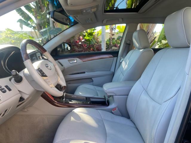2011 Black /Light Gray Toyota Avalon Limited LOW MILES 80,879 (4T1BK3DB4BU) with an 3.5L DOHC EFI 24-Valve V6 Engine engine, Automatic transmission, located at 4701 North Dixie Hwy, Pompano Beach, FL, 33064, (954) 422-2889, 26.240938, -80.123474 - OUR WEBPAGE FLORIDACARS1.COM HAS OVER 100 PHOTOS AND FREE CARFAX LINK 2011 TOYOTA AVALON LIMITED NAVIGATION SUNROOF LOADED DASH HAS NO CRACKS VIN: 4T1BK3DB4BU438544 4 T 1 B K 3 D B 4 B U 4 3 8 5 4 4 SEDAN 4 DR 3.5L V6 F DOHC 24V GASOLINE 29 MPG FRONT WHEEL DRIVE Features A/C Seat(s) ABS Brakes Air C - Photo#44