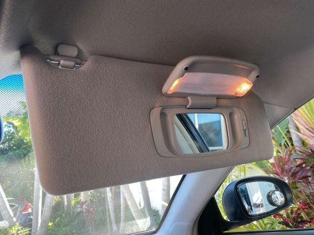 2011 Black /Light Gray Toyota Avalon Limited LOW MILES 80,879 (4T1BK3DB4BU) with an 3.5L DOHC EFI 24-Valve V6 Engine engine, Automatic transmission, located at 4701 North Dixie Hwy, Pompano Beach, FL, 33064, (954) 422-2889, 26.240938, -80.123474 - OUR WEBPAGE FLORIDACARS1.COM HAS OVER 100 PHOTOS AND FREE CARFAX LINK 2011 TOYOTA AVALON LIMITED NAVIGATION SUNROOF LOADED DASH HAS NO CRACKS VIN: 4T1BK3DB4BU438544 4 T 1 B K 3 D B 4 B U 4 3 8 5 4 4 SEDAN 4 DR 3.5L V6 F DOHC 24V GASOLINE 29 MPG FRONT WHEEL DRIVE Features A/C Seat(s) ABS Brakes Air C - Photo#70