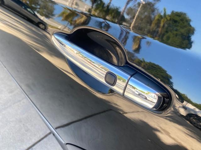 2011 Black /Light Gray Toyota Avalon Limited LOW MILES 80,879 (4T1BK3DB4BU) with an 3.5L DOHC EFI 24-Valve V6 Engine engine, Automatic transmission, located at 4701 North Dixie Hwy, Pompano Beach, FL, 33064, (954) 422-2889, 26.240938, -80.123474 - OUR WEBPAGE FLORIDACARS1.COM HAS OVER 100 PHOTOS AND FREE CARFAX LINK 2011 TOYOTA AVALON LIMITED NAVIGATION SUNROOF LOADED DASH HAS NO CRACKS VIN: 4T1BK3DB4BU438544 4 T 1 B K 3 D B 4 B U 4 3 8 5 4 4 SEDAN 4 DR 3.5L V6 F DOHC 24V GASOLINE 29 MPG FRONT WHEEL DRIVE Features A/C Seat(s) ABS Brakes Air C - Photo#76