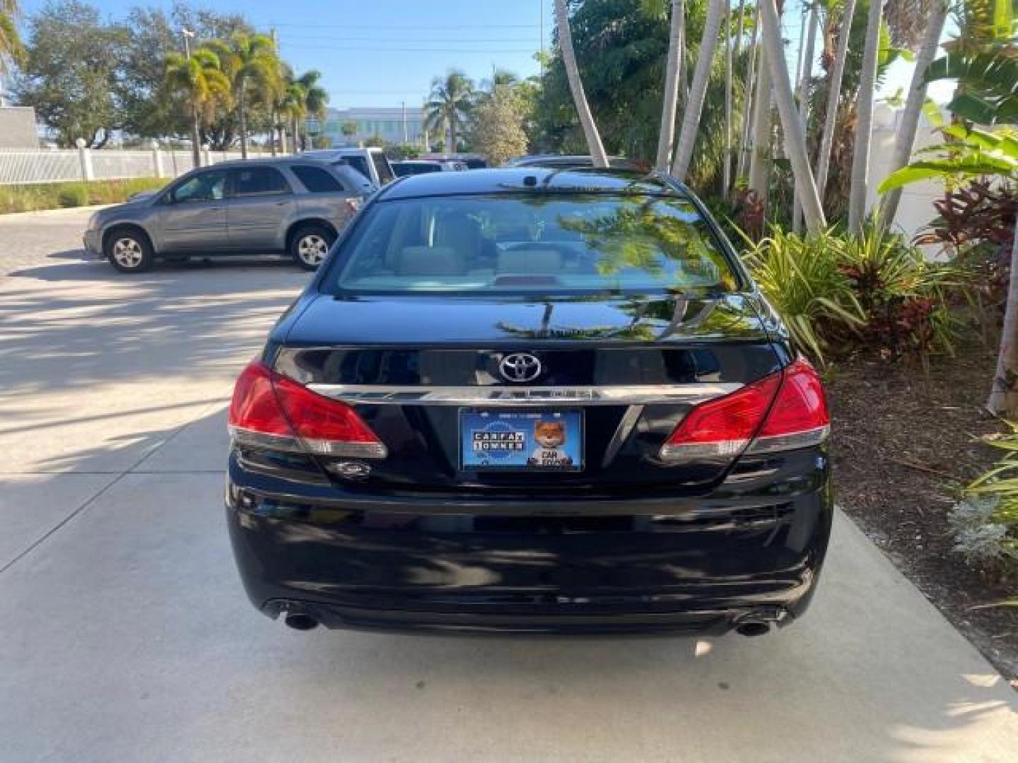 2011 Black /Light Gray Toyota Avalon Limited LOW MILES 80,879 (4T1BK3DB4BU) with an 3.5L DOHC EFI 24-Valve V6 Engine engine, Automatic transmission, located at 4701 North Dixie Hwy, Pompano Beach, FL, 33064, (954) 422-2889, 26.240938, -80.123474 - OUR WEBPAGE FLORIDACARS1.COM HAS OVER 100 PHOTOS AND FREE CARFAX LINK 2011 TOYOTA AVALON LIMITED NAVIGATION SUNROOF LOADED DASH HAS NO CRACKS VIN: 4T1BK3DB4BU438544 4 T 1 B K 3 D B 4 B U 4 3 8 5 4 4 SEDAN 4 DR 3.5L V6 F DOHC 24V GASOLINE 29 MPG FRONT WHEEL DRIVE Features A/C Seat(s) ABS Brakes Air C - Photo#92