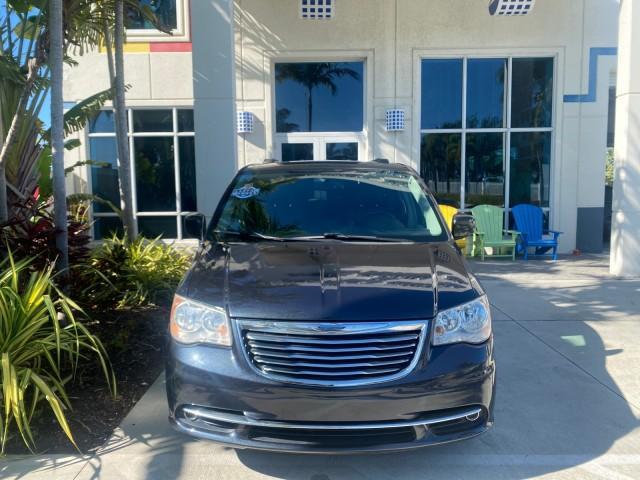 2014 True Blue Pearlcoat /Black/Light Graystone Chrysler Town and Country Touring LOW MILES 64,377 1 OWNER FL (2C4RC1BG3ER) with an 3.6L V6 Cylinder Engine engine, Automatic transmission, located at 4701 North Dixie Hwy, Pompano Beach, FL, 33064, (954) 422-2889, 26.240938, -80.123474 - OUR WEBPAGE FLORIDACARS1.COM HAS OVER 100 PHOTOS AND FREE CARFAX LINK 2014 CHRYSLER TOWN AND COUNTRY TOURING VIN: 2C4RC1BG3ER148946 2 C 4 R C 1 B G 3 E R 1 4 8 9 4 6 VAN 3.6L V6 F DOHC 24V GASOLINE 25 MPG FRONT WHEEL DRIVE Features ABS Brakes Air Conditioning Alloy Wheels AM/FM Stereo Automatic Tran - Photo#27