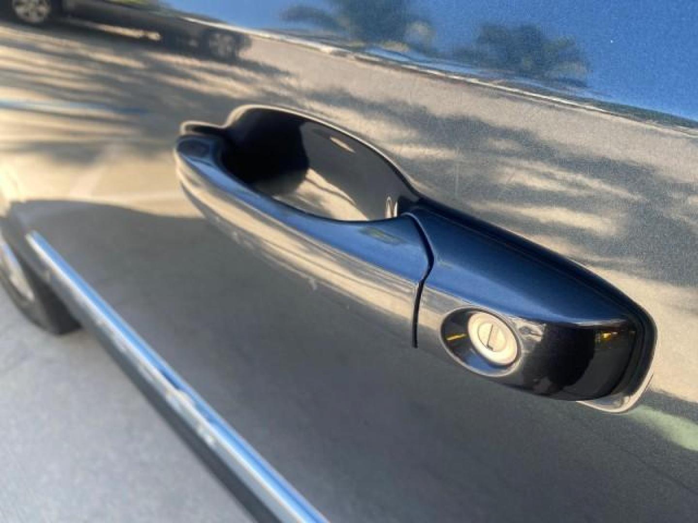 2014 True Blue Pearlcoat /Black/Light Graystone Chrysler Town and Country Touring LOW MILES 64,377 1 OWNER FL (2C4RC1BG3ER) with an 3.6L V6 Cylinder Engine engine, Automatic transmission, located at 4701 North Dixie Hwy, Pompano Beach, FL, 33064, (954) 422-2889, 26.240938, -80.123474 - OUR WEBPAGE FLORIDACARS1.COM HAS OVER 100 PHOTOS AND FREE CARFAX LINK 2014 CHRYSLER TOWN AND COUNTRY TOURING VIN: 2C4RC1BG3ER148946 2 C 4 R C 1 B G 3 E R 1 4 8 9 4 6 VAN 3.6L V6 F DOHC 24V GASOLINE 25 MPG FRONT WHEEL DRIVE Features ABS Brakes Air Conditioning Alloy Wheels AM/FM Stereo Automatic Tran - Photo#38