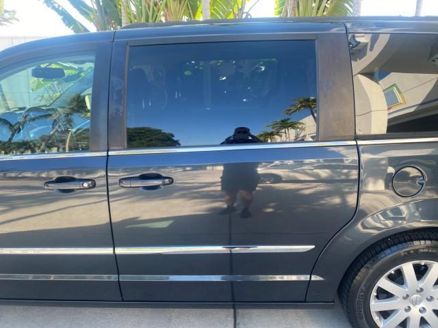 2014 True Blue Pearlcoat /Black/Light Graystone Chrysler Town and Country Touring LOW MILES 64,377 1 OWNER FL (2C4RC1BG3ER) with an 3.6L V6 Cylinder Engine engine, Automatic transmission, located at 4701 North Dixie Hwy, Pompano Beach, FL, 33064, (954) 422-2889, 26.240938, -80.123474 - OUR WEBPAGE FLORIDACARS1.COM HAS OVER 100 PHOTOS AND FREE CARFAX LINK 2014 CHRYSLER TOWN AND COUNTRY TOURING VIN: 2C4RC1BG3ER148946 2 C 4 R C 1 B G 3 E R 1 4 8 9 4 6 VAN 3.6L V6 F DOHC 24V GASOLINE 25 MPG FRONT WHEEL DRIVE Features ABS Brakes Air Conditioning Alloy Wheels AM/FM Stereo Automatic Tran - Photo#69