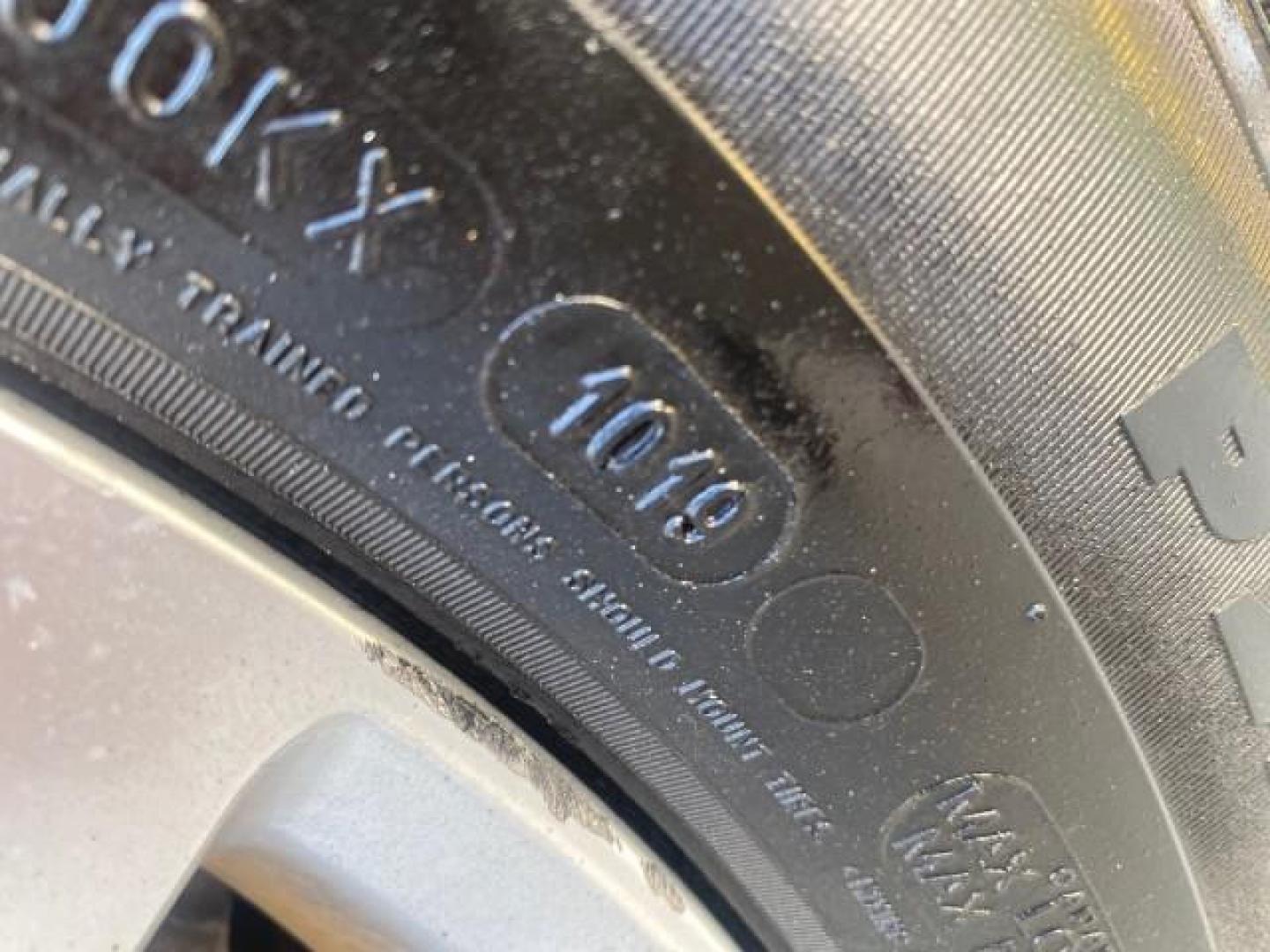 2014 True Blue Pearlcoat /Black/Light Graystone Chrysler Town and Country Touring LOW MILES 64,377 1 OWNER FL (2C4RC1BG3ER) with an 3.6L V6 Cylinder Engine engine, Automatic transmission, located at 4701 North Dixie Hwy, Pompano Beach, FL, 33064, (954) 422-2889, 26.240938, -80.123474 - OUR WEBPAGE FLORIDACARS1.COM HAS OVER 100 PHOTOS AND FREE CARFAX LINK 2014 CHRYSLER TOWN AND COUNTRY TOURING VIN: 2C4RC1BG3ER148946 2 C 4 R C 1 B G 3 E R 1 4 8 9 4 6 VAN 3.6L V6 F DOHC 24V GASOLINE 25 MPG FRONT WHEEL DRIVE Features ABS Brakes Air Conditioning Alloy Wheels AM/FM Stereo Automatic Tran - Photo#89