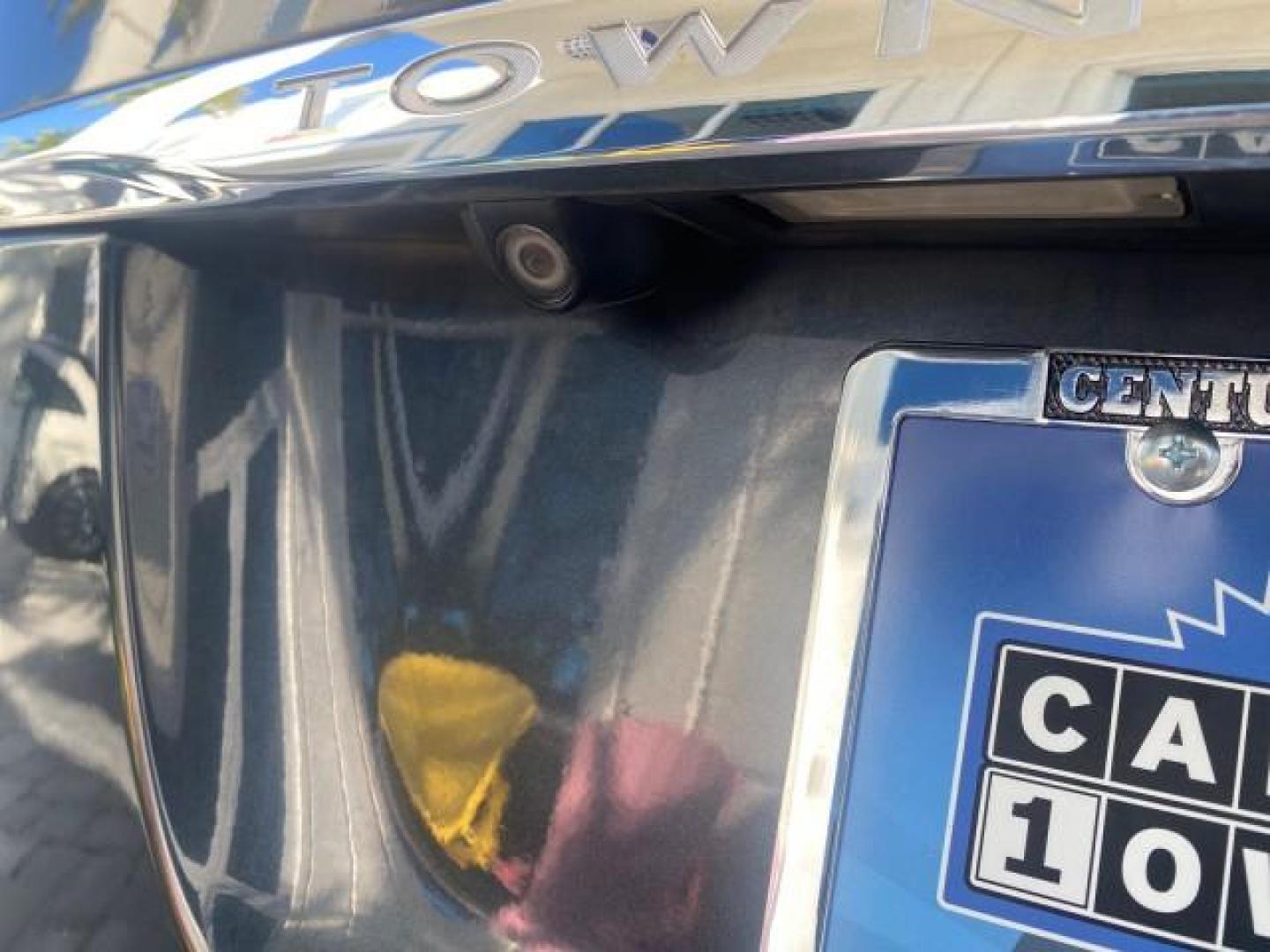 2014 True Blue Pearlcoat /Black/Light Graystone Chrysler Town and Country Touring LOW MILES 64,377 1 OWNER FL (2C4RC1BG3ER) with an 3.6L V6 Cylinder Engine engine, Automatic transmission, located at 4701 North Dixie Hwy, Pompano Beach, FL, 33064, (954) 422-2889, 26.240938, -80.123474 - OUR WEBPAGE FLORIDACARS1.COM HAS OVER 100 PHOTOS AND FREE CARFAX LINK 2014 CHRYSLER TOWN AND COUNTRY TOURING VIN: 2C4RC1BG3ER148946 2 C 4 R C 1 B G 3 E R 1 4 8 9 4 6 VAN 3.6L V6 F DOHC 24V GASOLINE 25 MPG FRONT WHEEL DRIVE Features ABS Brakes Air Conditioning Alloy Wheels AM/FM Stereo Automatic Tran - Photo#97