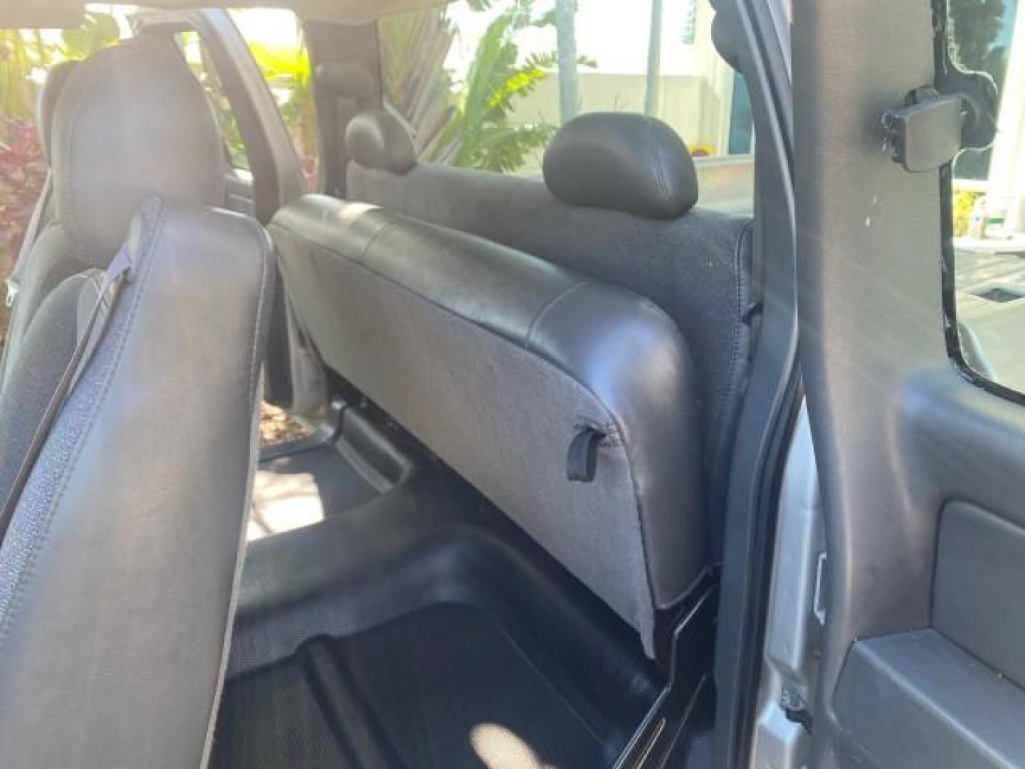 2005 Sandstone Metallic /Medium Gray Chevrolet Silverado 1500 1 OWNER FLORIDA LOW MILES (1GCEC19X85Z) with an 4.3L Vortec 4300 V6 MFI Engine engine, Automatic transmission, located at 4701 North Dixie Hwy, Pompano Beach, FL, 33064, (954) 422-2889, 26.240938, -80.123474 - OUR WEBPAGE FLORIDACARS1.COM HAS OVER 100 PHOTOS AND FREE CARFAX LINK 2005 CHEVROLET SILVERADO 1500 WORK TRUCK 1 OWNER VIN: 1GCEC19X85Z262080 1 G C E C 1 9 X 8 5 Z 2 6 2 0 8 0 4 DOOR EXTENDED CAB PICKUP 4.3L V6 F GASOLINE 21 MPG REAR WHEEL DRIVE Features ABS Brakes Air Conditioning AM/FM Stereo Auto - Photo#14