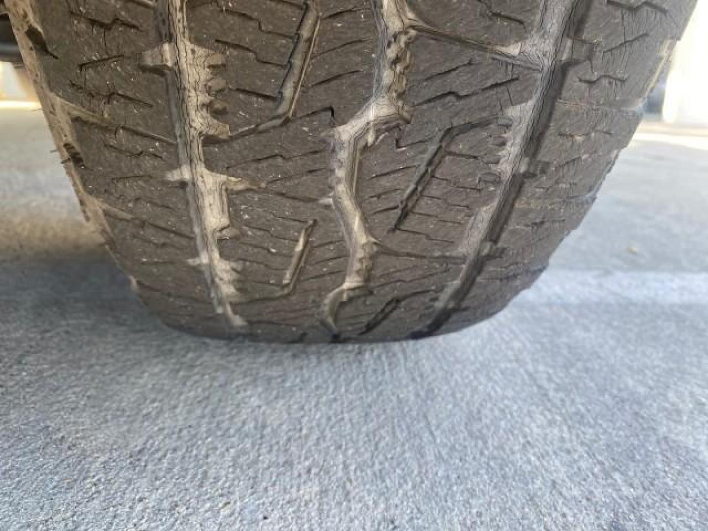 2005 Sandstone Metallic /Medium Gray Chevrolet Silverado 1500 1 OWNER FLORIDA LOW MILES (1GCEC19X85Z) with an 4.3L Vortec 4300 V6 MFI Engine engine, Automatic transmission, located at 4701 North Dixie Hwy, Pompano Beach, FL, 33064, (954) 422-2889, 26.240938, -80.123474 - OUR WEBPAGE FLORIDACARS1.COM HAS OVER 100 PHOTOS AND FREE CARFAX LINK 2005 CHEVROLET SILVERADO 1500 WORK TRUCK 1 OWNER VIN: 1GCEC19X85Z262080 1 G C E C 1 9 X 8 5 Z 2 6 2 0 8 0 4 DOOR EXTENDED CAB PICKUP 4.3L V6 F GASOLINE 21 MPG REAR WHEEL DRIVE Features ABS Brakes Air Conditioning AM/FM Stereo Auto - Photo#20