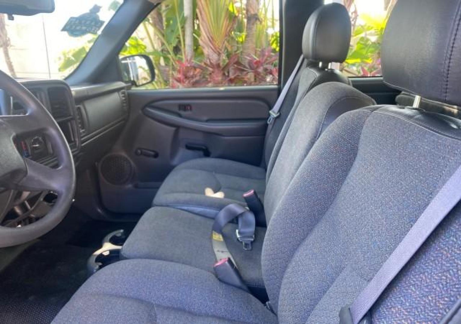 2005 Sandstone Metallic /Medium Gray Chevrolet Silverado 1500 1 OWNER FLORIDA LOW MILES (1GCEC19X85Z) with an 4.3L Vortec 4300 V6 MFI Engine engine, Automatic transmission, located at 4701 North Dixie Hwy, Pompano Beach, FL, 33064, (954) 422-2889, 26.240938, -80.123474 - OUR WEBPAGE FLORIDACARS1.COM HAS OVER 100 PHOTOS AND FREE CARFAX LINK 2005 CHEVROLET SILVERADO 1500 WORK TRUCK 1 OWNER VIN: 1GCEC19X85Z262080 1 G C E C 1 9 X 8 5 Z 2 6 2 0 8 0 4 DOOR EXTENDED CAB PICKUP 4.3L V6 F GASOLINE 21 MPG REAR WHEEL DRIVE Features ABS Brakes Air Conditioning AM/FM Stereo Auto - Photo#42