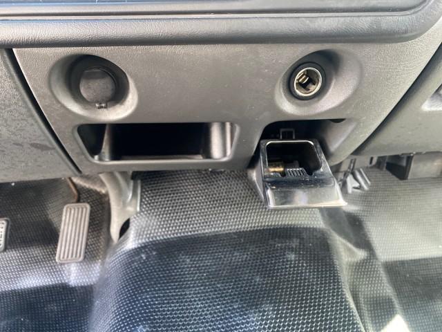 2005 Sandstone Metallic /Medium Gray Chevrolet Silverado 1500 1 OWNER FLORIDA LOW MILES (1GCEC19X85Z) with an 4.3L Vortec 4300 V6 MFI Engine engine, Automatic transmission, located at 4701 North Dixie Hwy, Pompano Beach, FL, 33064, (954) 422-2889, 26.240938, -80.123474 - OUR WEBPAGE FLORIDACARS1.COM HAS OVER 100 PHOTOS AND FREE CARFAX LINK 2005 CHEVROLET SILVERADO 1500 WORK TRUCK 1 OWNER VIN: 1GCEC19X85Z262080 1 G C E C 1 9 X 8 5 Z 2 6 2 0 8 0 4 DOOR EXTENDED CAB PICKUP 4.3L V6 F GASOLINE 21 MPG REAR WHEEL DRIVE Features ABS Brakes Air Conditioning AM/FM Stereo Auto - Photo#54