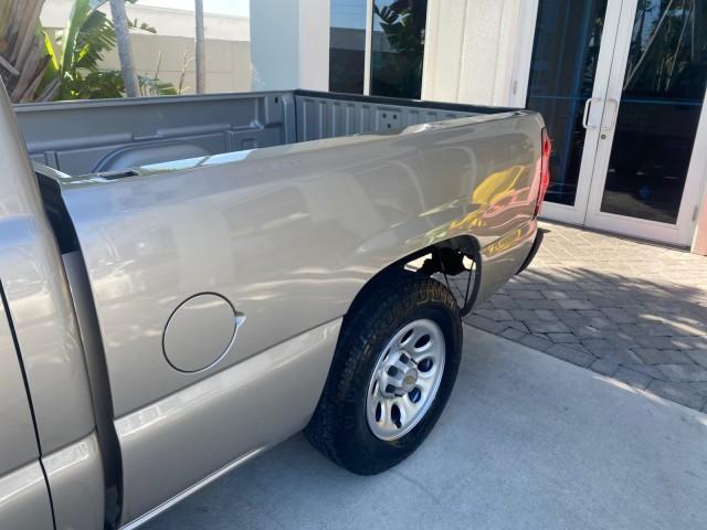 2005 Sandstone Metallic /Medium Gray Chevrolet Silverado 1500 1 OWNER FLORIDA LOW MILES (1GCEC19X85Z) with an 4.3L Vortec 4300 V6 MFI Engine engine, Automatic transmission, located at 4701 North Dixie Hwy, Pompano Beach, FL, 33064, (954) 422-2889, 26.240938, -80.123474 - OUR WEBPAGE FLORIDACARS1.COM HAS OVER 100 PHOTOS AND FREE CARFAX LINK 2005 CHEVROLET SILVERADO 1500 WORK TRUCK 1 OWNER VIN: 1GCEC19X85Z262080 1 G C E C 1 9 X 8 5 Z 2 6 2 0 8 0 4 DOOR EXTENDED CAB PICKUP 4.3L V6 F GASOLINE 21 MPG REAR WHEEL DRIVE Features ABS Brakes Air Conditioning AM/FM Stereo Auto - Photo#69