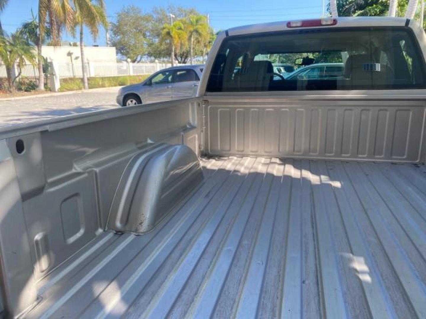 2005 Sandstone Metallic /Medium Gray Chevrolet Silverado 1500 1 OWNER FLORIDA LOW MILES (1GCEC19X85Z) with an 4.3L Vortec 4300 V6 MFI Engine engine, Automatic transmission, located at 4701 North Dixie Hwy, Pompano Beach, FL, 33064, (954) 422-2889, 26.240938, -80.123474 - OUR WEBPAGE FLORIDACARS1.COM HAS OVER 100 PHOTOS AND FREE CARFAX LINK 2005 CHEVROLET SILVERADO 1500 WORK TRUCK 1 OWNER VIN: 1GCEC19X85Z262080 1 G C E C 1 9 X 8 5 Z 2 6 2 0 8 0 4 DOOR EXTENDED CAB PICKUP 4.3L V6 F GASOLINE 21 MPG REAR WHEEL DRIVE Features ABS Brakes Air Conditioning AM/FM Stereo Auto - Photo#88