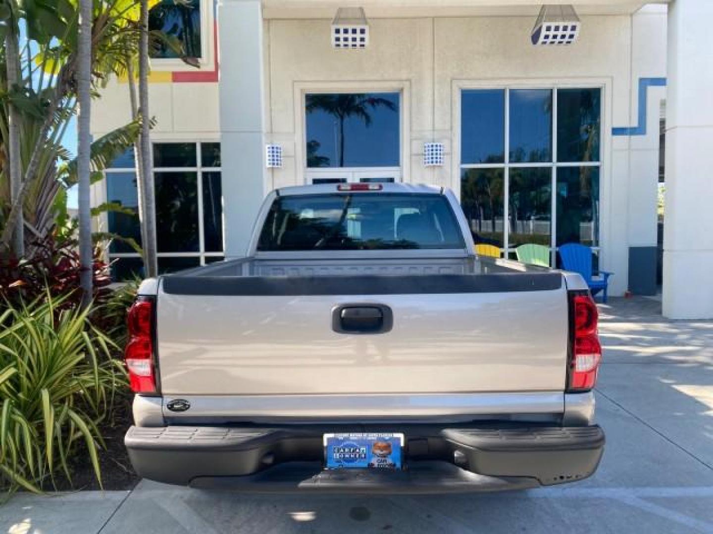 2005 Sandstone Metallic /Medium Gray Chevrolet Silverado 1500 1 OWNER FLORIDA LOW MILES (1GCEC19X85Z) with an 4.3L Vortec 4300 V6 MFI Engine engine, Automatic transmission, located at 4701 North Dixie Hwy, Pompano Beach, FL, 33064, (954) 422-2889, 26.240938, -80.123474 - OUR WEBPAGE FLORIDACARS1.COM HAS OVER 100 PHOTOS AND FREE CARFAX LINK 2005 CHEVROLET SILVERADO 1500 WORK TRUCK 1 OWNER VIN: 1GCEC19X85Z262080 1 G C E C 1 9 X 8 5 Z 2 6 2 0 8 0 4 DOOR EXTENDED CAB PICKUP 4.3L V6 F GASOLINE 21 MPG REAR WHEEL DRIVE Features ABS Brakes Air Conditioning AM/FM Stereo Auto - Photo#94