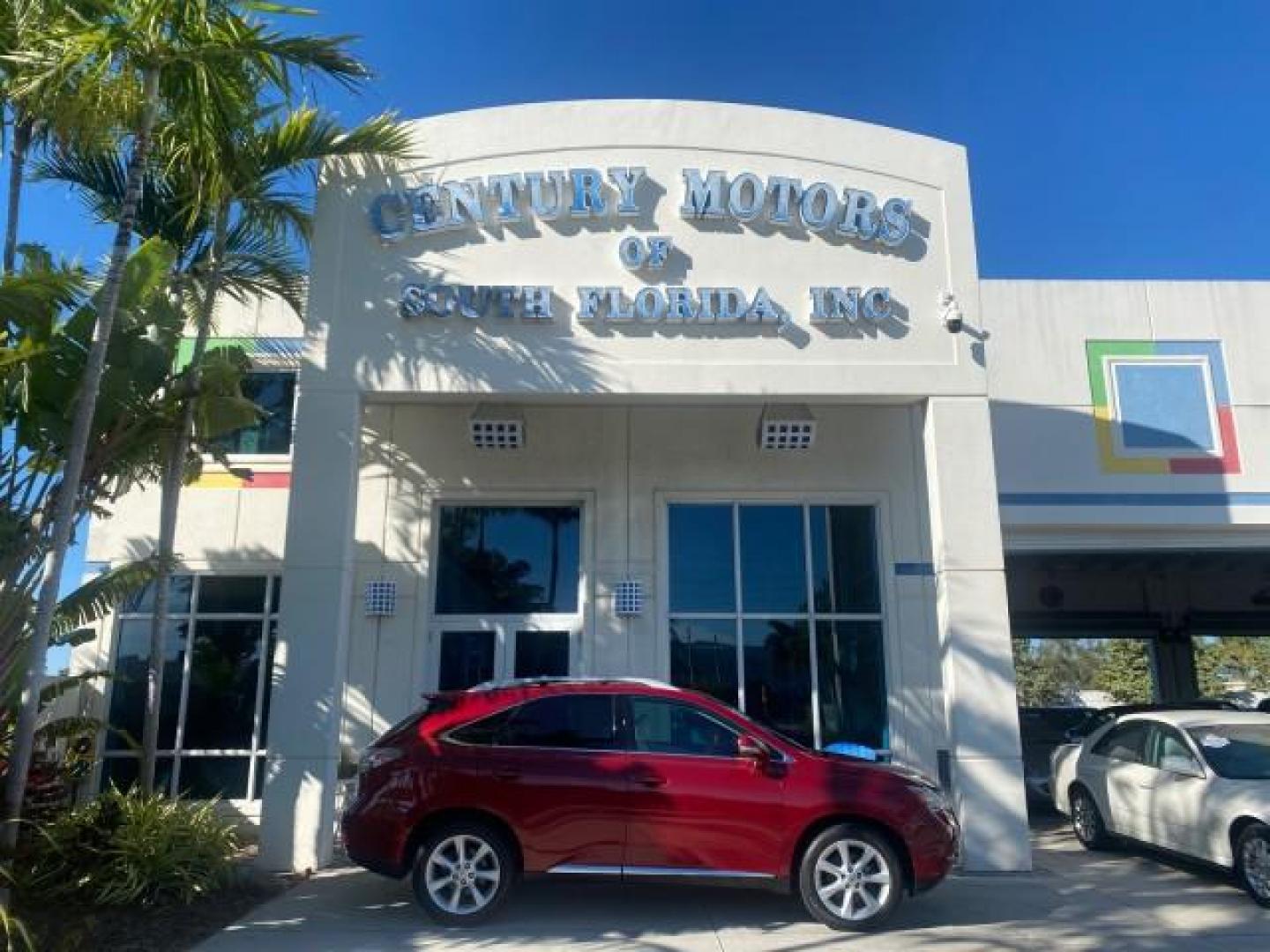 2012 Matador Red Mica /Parchment Lexus RX 350 LOW MILES 68,785 1 OWNER NAV SUV (2T2ZK1BA6CC) with an 3.5L DOHC SFI 24-Valve V6 Engine engine, Automatic transmission, located at 4701 North Dixie Hwy, Pompano Beach, FL, 33064, (954) 422-2889, 26.240938, -80.123474 - OUR WEBPAGE FLORIDACARS1.COM HAS OVER 100 PHOTOS AND FREE CARFAX LINK 2012 LEXUS RX 350 1 OWNER SUNROOF NAVIGATION LOADED VIN: 2T2ZK1BA6CC065213 2 T 2 Z K 1 B A 6 C C 0 6 5 2 1 3 4 DOOR WAGON/SPORT UTILITY 3.5L V6 F DOHC 24V GASOLINE 25 MPG FRONT WHEEL DRIVE Features A/C Seat(s) ABS Brakes Air Condi - Photo#0