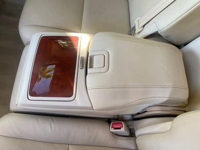 2012 Matador Red Mica /Parchment Lexus RX 350 LOW MILES 68,785 1 OWNER NAV (2T2ZK1BA6CC) with an 3.5L DOHC SFI 24-Valve V6 Engine engine, Automatic transmission, located at 4701 North Dixie Hwy, Pompano Beach, FL, 33064, (954) 422-2889, 26.240938, -80.123474 - OUR WEBPAGE FLORIDACARS1.COM HAS OVER 100 PHOTOS AND FREE CARFAX LINK 2012 LEXUS RX 350 1 OWNER SUNROOF NAVIGATION LOADED VIN: 2T2ZK1BA6CC065213 2 T 2 Z K 1 B A 6 C C 0 6 5 2 1 3 4 DOOR WAGON/SPORT UTILITY 3.5L V6 F DOHC 24V GASOLINE 25 MPG FRONT WHEEL DRIVE Features A/C Seat(s) ABS Brakes Air Condi - Photo#88