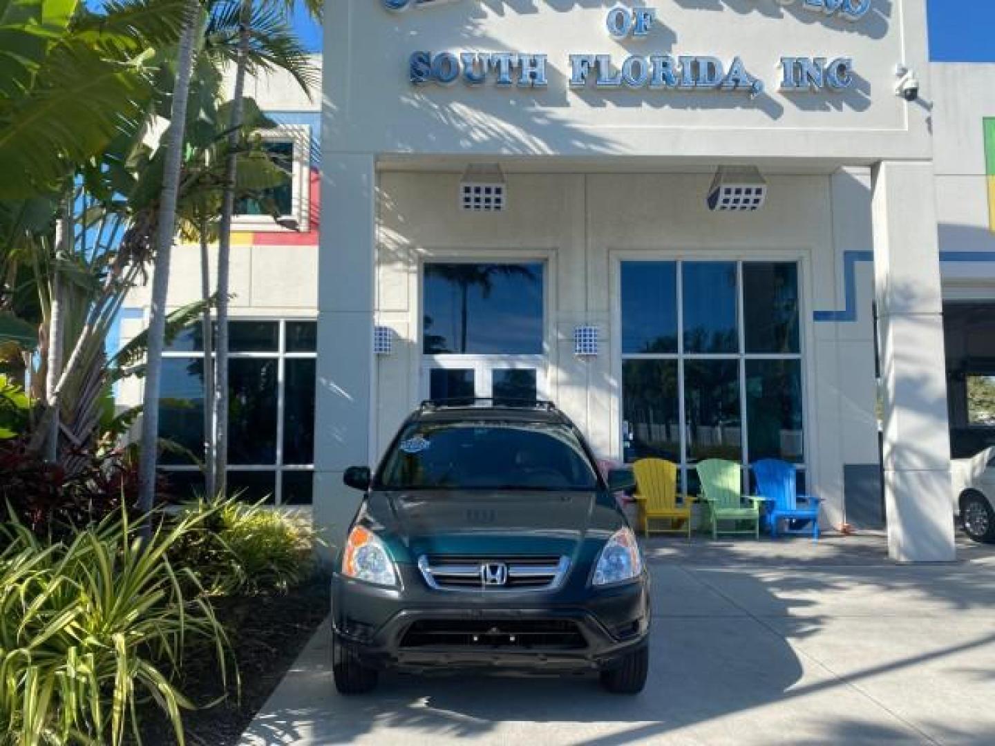 2002 Clover Green Pearl /Saddle Honda CR-V EX LOW MILES 34,271 1 OWNER 4WD (JHLRD78812C) with an 2.4L DOHC i-VTEC 16-Valve I4 Engine engine, Automatic transmission, located at 4701 North Dixie Hwy, Pompano Beach, FL, 33064, (954) 422-2889, 26.240938, -80.123474 - OUR WEBPAGE FLORIDACARS1.COM HAS OVER 100 PHOTOS AND FREE CARFAX LINK 2002 HONDA CR-V EX 4WD 1 OWNER VIN: JHLRD78812C081089 J H L R D 7 8 8 1 2 C 0 8 1 0 8 9 4 DOOR WAGON/SPORT UTILITY 2.4L I4 F DOHC GASOLINE 26 MPG ALL WHEEL DRIVE Features 4WD/AWD ABS Brakes Air Conditioning Alloy Wheels AM/FM Ster - Photo#26