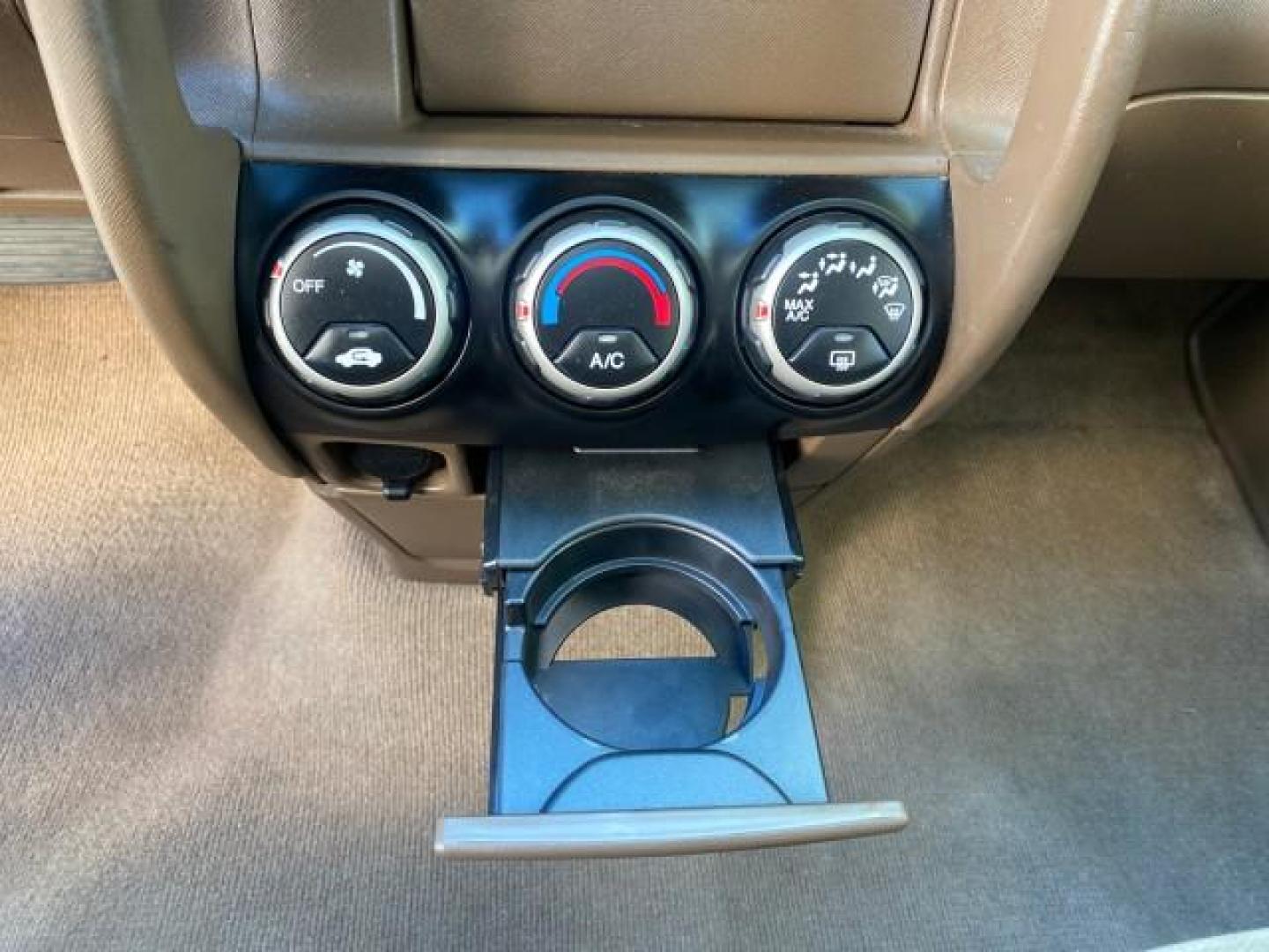 2002 Clover Green Pearl /Saddle Honda CR-V EX LOW MILES 34,271 1 OWNER 4WD (JHLRD78812C) with an 2.4L DOHC i-VTEC 16-Valve I4 Engine engine, Automatic transmission, located at 4701 North Dixie Hwy, Pompano Beach, FL, 33064, (954) 422-2889, 26.240938, -80.123474 - OUR WEBPAGE FLORIDACARS1.COM HAS OVER 100 PHOTOS AND FREE CARFAX LINK 2002 HONDA CR-V EX 4WD 1 OWNER VIN: JHLRD78812C081089 J H L R D 7 8 8 1 2 C 0 8 1 0 8 9 4 DOOR WAGON/SPORT UTILITY 2.4L I4 F DOHC GASOLINE 26 MPG ALL WHEEL DRIVE Features 4WD/AWD ABS Brakes Air Conditioning Alloy Wheels AM/FM Ster - Photo#59