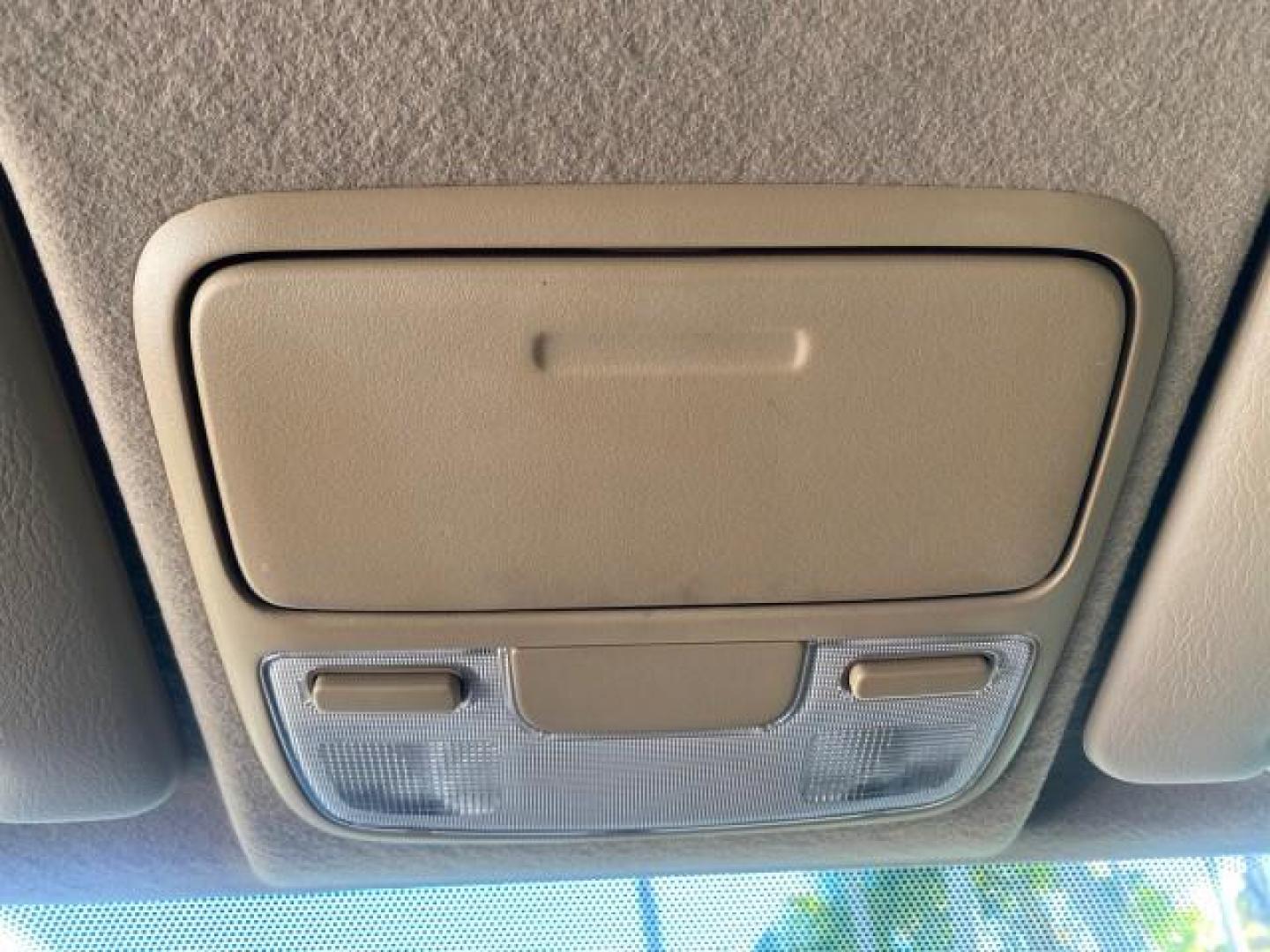 2002 Clover Green Pearl /Saddle Honda CR-V EX LOW MILES 34,271 1 OWNER 4WD (JHLRD78812C) with an 2.4L DOHC i-VTEC 16-Valve I4 Engine engine, Automatic transmission, located at 4701 North Dixie Hwy, Pompano Beach, FL, 33064, (954) 422-2889, 26.240938, -80.123474 - OUR WEBPAGE FLORIDACARS1.COM HAS OVER 100 PHOTOS AND FREE CARFAX LINK 2002 HONDA CR-V EX 4WD 1 OWNER VIN: JHLRD78812C081089 J H L R D 7 8 8 1 2 C 0 8 1 0 8 9 4 DOOR WAGON/SPORT UTILITY 2.4L I4 F DOHC GASOLINE 26 MPG ALL WHEEL DRIVE Features 4WD/AWD ABS Brakes Air Conditioning Alloy Wheels AM/FM Ster - Photo#65