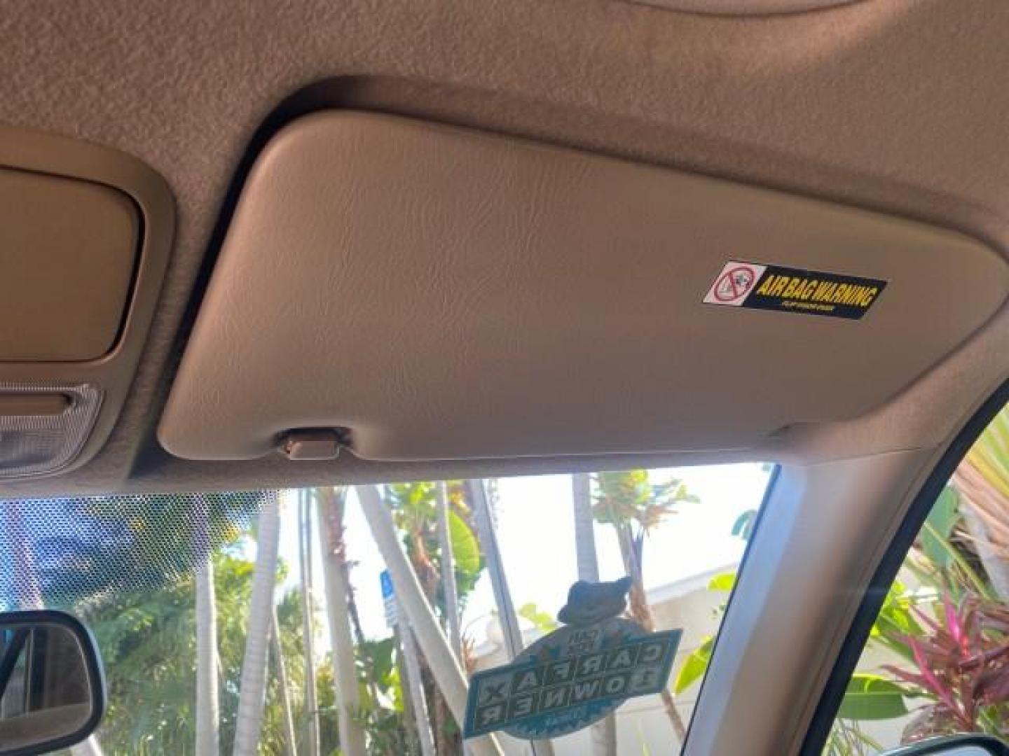 2002 Clover Green Pearl /Saddle Honda CR-V EX LOW MILES 34,271 1 OWNER 4WD (JHLRD78812C) with an 2.4L DOHC i-VTEC 16-Valve I4 Engine engine, Automatic transmission, located at 4701 North Dixie Hwy, Pompano Beach, FL, 33064, (954) 422-2889, 26.240938, -80.123474 - OUR WEBPAGE FLORIDACARS1.COM HAS OVER 100 PHOTOS AND FREE CARFAX LINK 2002 HONDA CR-V EX 4WD 1 OWNER VIN: JHLRD78812C081089 J H L R D 7 8 8 1 2 C 0 8 1 0 8 9 4 DOOR WAGON/SPORT UTILITY 2.4L I4 F DOHC GASOLINE 26 MPG ALL WHEEL DRIVE Features 4WD/AWD ABS Brakes Air Conditioning Alloy Wheels AM/FM Ster - Photo#66