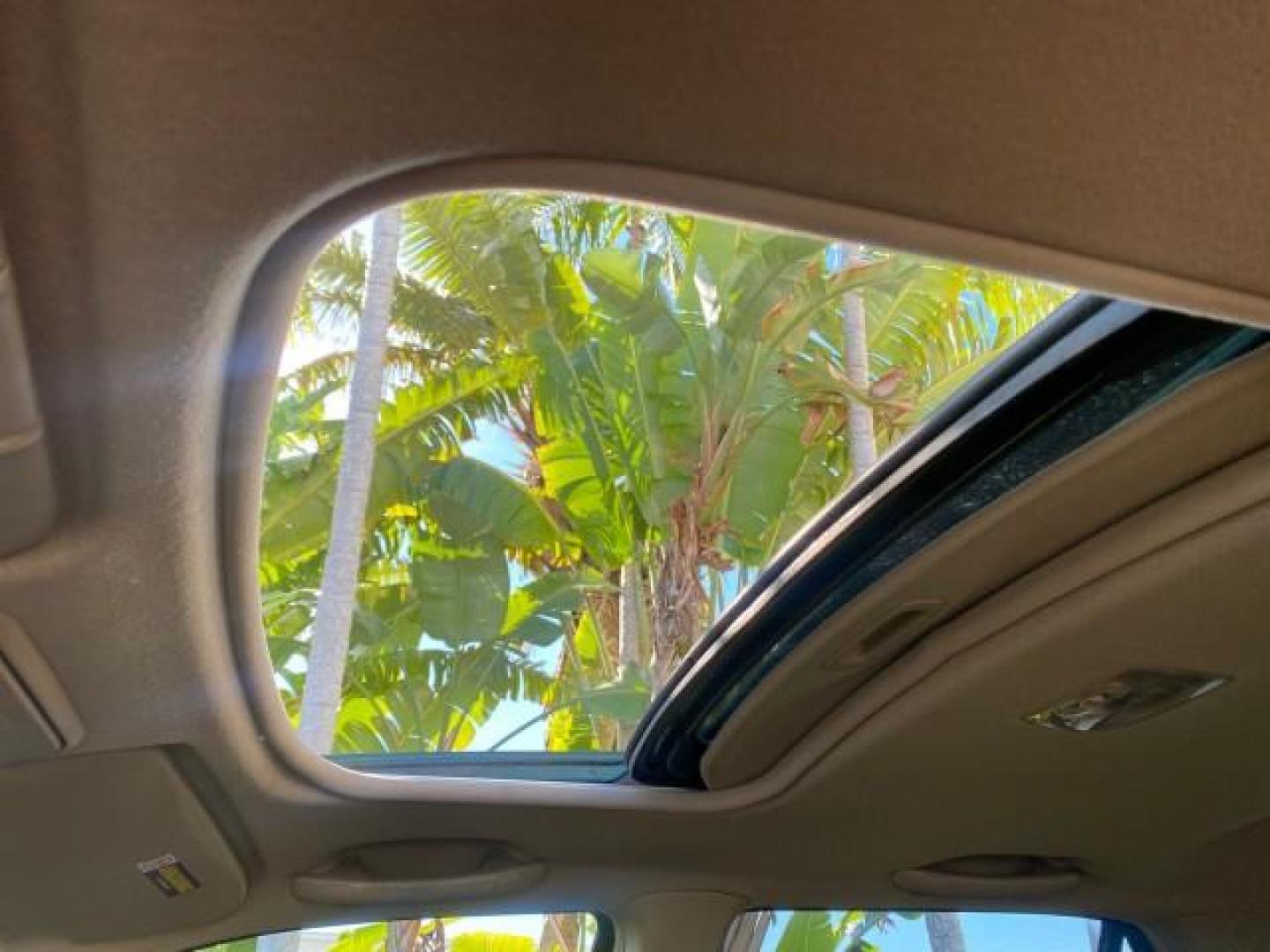 2002 Clover Green Pearl /Saddle Honda CR-V EX LOW MILES 34,271 1 OWNER 4WD (JHLRD78812C) with an 2.4L DOHC i-VTEC 16-Valve I4 Engine engine, Automatic transmission, located at 4701 North Dixie Hwy, Pompano Beach, FL, 33064, (954) 422-2889, 26.240938, -80.123474 - OUR WEBPAGE FLORIDACARS1.COM HAS OVER 100 PHOTOS AND FREE CARFAX LINK 2002 HONDA CR-V EX 4WD 1 OWNER VIN: JHLRD78812C081089 J H L R D 7 8 8 1 2 C 0 8 1 0 8 9 4 DOOR WAGON/SPORT UTILITY 2.4L I4 F DOHC GASOLINE 26 MPG ALL WHEEL DRIVE Features 4WD/AWD ABS Brakes Air Conditioning Alloy Wheels AM/FM Ster - Photo#70