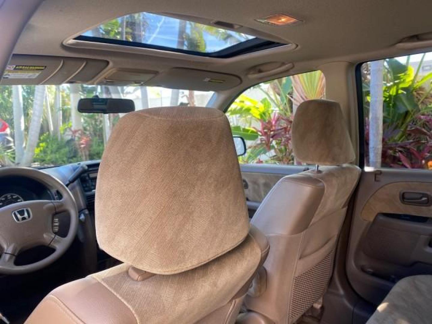 2002 Clover Green Pearl /Saddle Honda CR-V EX LOW MILES 34,271 1 OWNER 4WD (JHLRD78812C) with an 2.4L DOHC i-VTEC 16-Valve I4 Engine engine, Automatic transmission, located at 4701 North Dixie Hwy, Pompano Beach, FL, 33064, (954) 422-2889, 26.240938, -80.123474 - OUR WEBPAGE FLORIDACARS1.COM HAS OVER 100 PHOTOS AND FREE CARFAX LINK 2002 HONDA CR-V EX 4WD 1 OWNER VIN: JHLRD78812C081089 J H L R D 7 8 8 1 2 C 0 8 1 0 8 9 4 DOOR WAGON/SPORT UTILITY 2.4L I4 F DOHC GASOLINE 26 MPG ALL WHEEL DRIVE Features 4WD/AWD ABS Brakes Air Conditioning Alloy Wheels AM/FM Ster - Photo#80