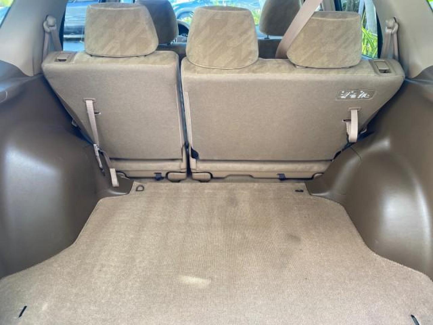 2002 Clover Green Pearl /Saddle Honda CR-V EX LOW MILES 34,271 1 OWNER 4WD (JHLRD78812C) with an 2.4L DOHC i-VTEC 16-Valve I4 Engine engine, Automatic transmission, located at 4701 North Dixie Hwy, Pompano Beach, FL, 33064, (954) 422-2889, 26.240938, -80.123474 - OUR WEBPAGE FLORIDACARS1.COM HAS OVER 100 PHOTOS AND FREE CARFAX LINK 2002 HONDA CR-V EX 4WD 1 OWNER VIN: JHLRD78812C081089 J H L R D 7 8 8 1 2 C 0 8 1 0 8 9 4 DOOR WAGON/SPORT UTILITY 2.4L I4 F DOHC GASOLINE 26 MPG ALL WHEEL DRIVE Features 4WD/AWD ABS Brakes Air Conditioning Alloy Wheels AM/FM Ster - Photo#96