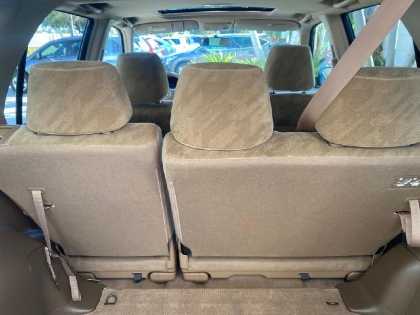 2002 Clover Green Pearl /Saddle Honda CR-V EX LOW MILES 34,271 1 OWNER 4WD (JHLRD78812C) with an 2.4L DOHC i-VTEC 16-Valve I4 Engine engine, Automatic transmission, located at 4701 North Dixie Hwy, Pompano Beach, FL, 33064, (954) 422-2889, 26.240938, -80.123474 - OUR WEBPAGE FLORIDACARS1.COM HAS OVER 100 PHOTOS AND FREE CARFAX LINK 2002 HONDA CR-V EX 4WD 1 OWNER VIN: JHLRD78812C081089 J H L R D 7 8 8 1 2 C 0 8 1 0 8 9 4 DOOR WAGON/SPORT UTILITY 2.4L I4 F DOHC GASOLINE 26 MPG ALL WHEEL DRIVE Features 4WD/AWD ABS Brakes Air Conditioning Alloy Wheels AM/FM Ster - Photo#97