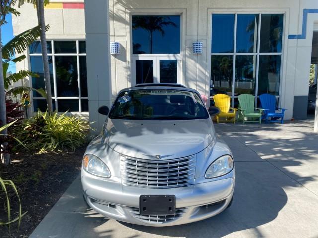 2005 Bright Silver Metallic /Dark Slate Gray Chrysler PT Cruiser GT LOW MILES 35,037 1 OWNER (3C3AY75S15T) with an 2.4L DOHC 16-Valve HO Turbo I4 Engine engine, Automatic transmission, located at 4701 North Dixie Hwy, Pompano Beach, FL, 33064, (954) 422-2889, 26.240938, -80.123474 - OUR WEBPAGE FLORIDACARS1.COM HAS OVER 100 PHOTOS AND FREE CARFAX LINK 2005 CHRYSLER PT CRUISER GT 1 OWNER VIN: 3C3AY75S15T362031 3 C 3 A Y 7 5 S 1 5 T 3 6 2 0 3 1 CONVERTIBLE 2.4L I4 F DOHC 16V GASOLINE 27 MPG FRONT WHEEL DRIVE Features ABS Brakes Air Conditioning Alloy Wheels AM/FM Stereo Automatic - Photo#29