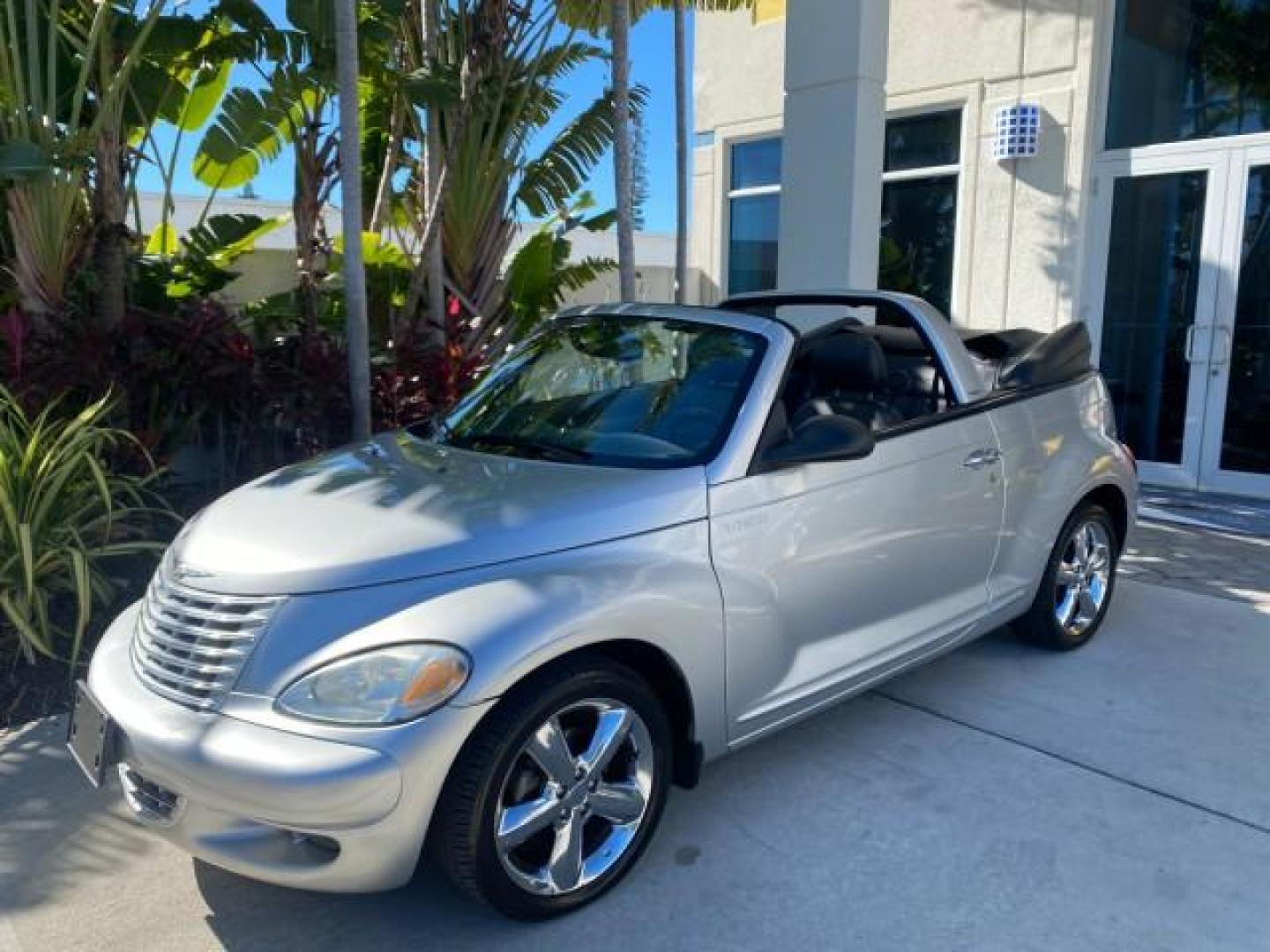 2005 Bright Silver Metallic /Dark Slate Gray Chrysler PT Cruiser GT LOW MILES 35,037 1 OWNER (3C3AY75S15T) with an 2.4L DOHC 16-Valve HO Turbo I4 Engine engine, Automatic transmission, located at 4701 North Dixie Hwy, Pompano Beach, FL, 33064, (954) 422-2889, 26.240938, -80.123474 - OUR WEBPAGE FLORIDACARS1.COM HAS OVER 100 PHOTOS AND FREE CARFAX LINK 2005 CHRYSLER PT CRUISER GT 1 OWNER VIN: 3C3AY75S15T362031 3 C 3 A Y 7 5 S 1 5 T 3 6 2 0 3 1 CONVERTIBLE 2.4L I4 F DOHC 16V GASOLINE 27 MPG FRONT WHEEL DRIVE Features ABS Brakes Air Conditioning Alloy Wheels AM/FM Stereo Automatic - Photo#33