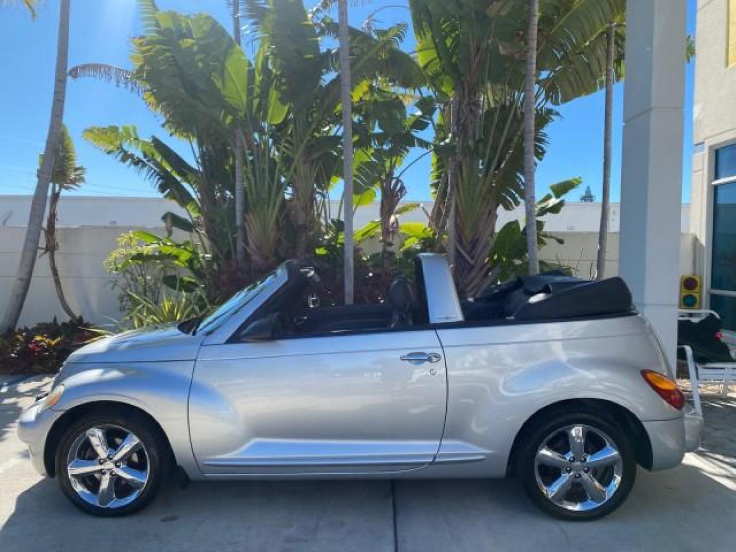 2005 Bright Silver Metallic /Dark Slate Gray Chrysler PT Cruiser GT LOW MILES 35,037 1 OWNER (3C3AY75S15T) with an 2.4L DOHC 16-Valve HO Turbo I4 Engine engine, Automatic transmission, located at 4701 North Dixie Hwy, Pompano Beach, FL, 33064, (954) 422-2889, 26.240938, -80.123474 - OUR WEBPAGE FLORIDACARS1.COM HAS OVER 100 PHOTOS AND FREE CARFAX LINK 2005 CHRYSLER PT CRUISER GT 1 OWNER VIN: 3C3AY75S15T362031 3 C 3 A Y 7 5 S 1 5 T 3 6 2 0 3 1 CONVERTIBLE 2.4L I4 F DOHC 16V GASOLINE 27 MPG FRONT WHEEL DRIVE Features ABS Brakes Air Conditioning Alloy Wheels AM/FM Stereo Automatic - Photo#37