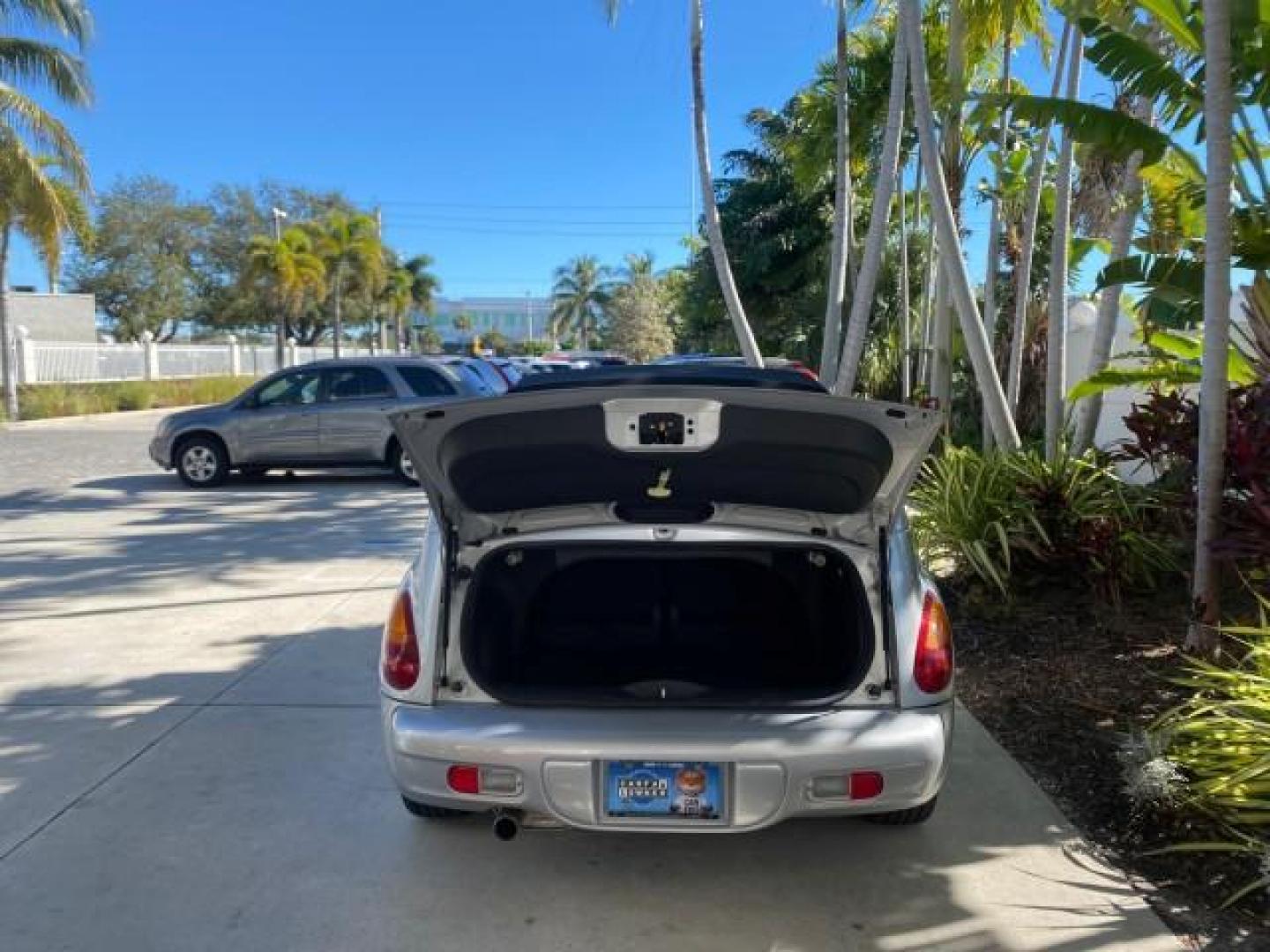 2005 Bright Silver Metallic /Dark Slate Gray Chrysler PT Cruiser GT LOW MILES 35,037 1 OWNER (3C3AY75S15T) with an 2.4L DOHC 16-Valve HO Turbo I4 Engine engine, Automatic transmission, located at 4701 North Dixie Hwy, Pompano Beach, FL, 33064, (954) 422-2889, 26.240938, -80.123474 - OUR WEBPAGE FLORIDACARS1.COM HAS OVER 100 PHOTOS AND FREE CARFAX LINK 2005 CHRYSLER PT CRUISER GT 1 OWNER VIN: 3C3AY75S15T362031 3 C 3 A Y 7 5 S 1 5 T 3 6 2 0 3 1 CONVERTIBLE 2.4L I4 F DOHC 16V GASOLINE 27 MPG FRONT WHEEL DRIVE Features ABS Brakes Air Conditioning Alloy Wheels AM/FM Stereo Automatic - Photo#99