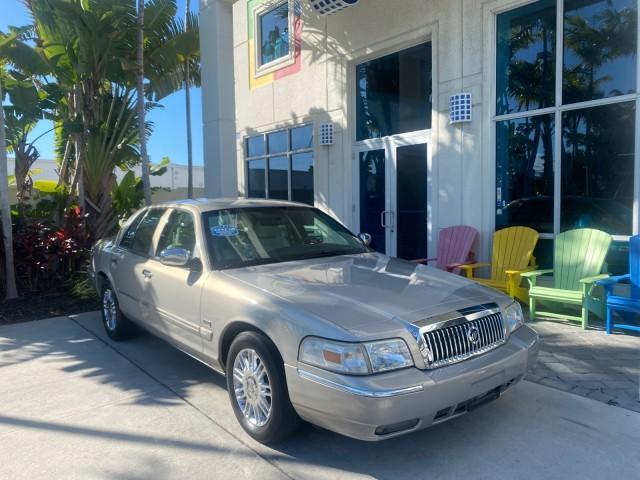 2008 Silver Birch Metallic /Medium Light Stone Mercury Grand Marquis LS LOW MILES 74,931 (2MEHM75V58X) with an 4.6L OHC FFV V8 Engine engine, Automatic transmission, located at 4701 North Dixie Hwy, Pompano Beach, FL, 33064, (954) 422-2889, 26.240938, -80.123474 - OUR WEBPAGE FLORIDACARS1.COM HAS OVER 100 PHOTOS AND FREE CARFAX LINK 2008 MERCURY GRAND MARQUIS LS PALM BEACH EDITION VIN: 2MEHM75V58X659322 2 M E H M 7 5 V 5 8 X 6 5 9 3 2 2 SEDAN 4 DR 4.6L V8 F SOHC FLEX FUEL 23 MPG REAR WHEEL DRIVE Features ABS Brakes Air Conditioning Alloy Wheels AM/FM Stereo A - Photo#1