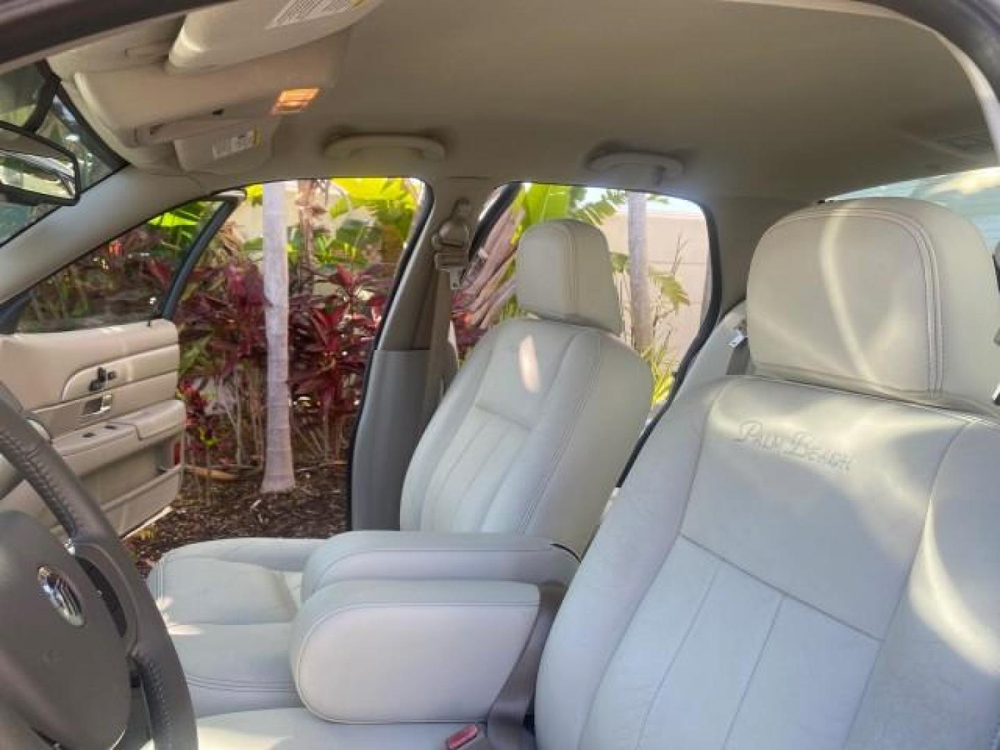 2008 Silver Birch Metallic /Medium Light Stone Mercury Grand Marquis LS LOW MILES 74,931 (2MEHM75V58X) with an 4.6L OHC FFV V8 Engine engine, Automatic transmission, located at 4701 North Dixie Hwy, Pompano Beach, FL, 33064, (954) 422-2889, 26.240938, -80.123474 - OUR WEBPAGE FLORIDACARS1.COM HAS OVER 100 PHOTOS AND FREE CARFAX LINK 2008 MERCURY GRAND MARQUIS LS PALM BEACH EDITION VIN: 2MEHM75V58X659322 2 M E H M 7 5 V 5 8 X 6 5 9 3 2 2 SEDAN 4 DR 4.6L V8 F SOHC FLEX FUEL 23 MPG REAR WHEEL DRIVE Features ABS Brakes Air Conditioning Alloy Wheels AM/FM Stereo A - Photo#10