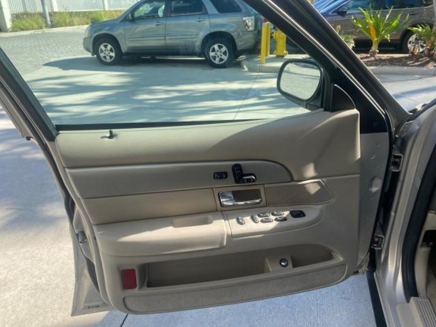 2008 Silver Birch Metallic /Medium Light Stone Mercury Grand Marquis LS LOW MILES 74,931 (2MEHM75V58X) with an 4.6L OHC FFV V8 Engine engine, Automatic transmission, located at 4701 North Dixie Hwy, Pompano Beach, FL, 33064, (954) 422-2889, 26.240938, -80.123474 - OUR WEBPAGE FLORIDACARS1.COM HAS OVER 100 PHOTOS AND FREE CARFAX LINK 2008 MERCURY GRAND MARQUIS LS PALM BEACH EDITION VIN: 2MEHM75V58X659322 2 M E H M 7 5 V 5 8 X 6 5 9 3 2 2 SEDAN 4 DR 4.6L V8 F SOHC FLEX FUEL 23 MPG REAR WHEEL DRIVE Features ABS Brakes Air Conditioning Alloy Wheels AM/FM Stereo A - Photo#42