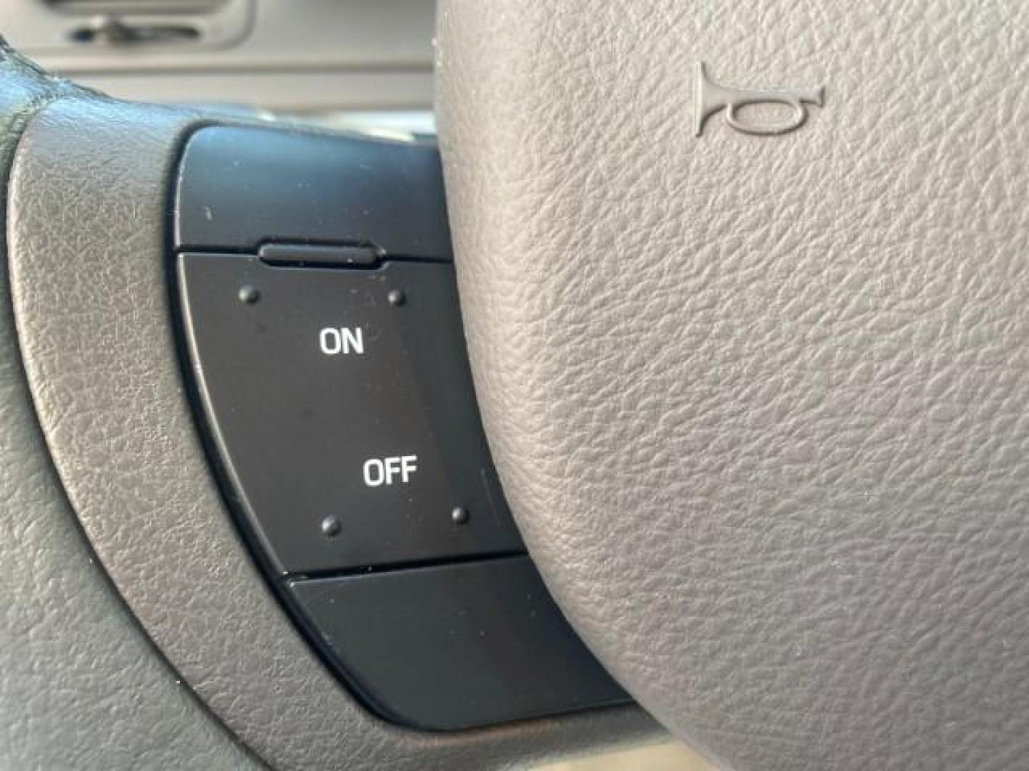 2008 Silver Birch Metallic /Medium Light Stone Mercury Grand Marquis LS LOW MILES 74,931 (2MEHM75V58X) with an 4.6L OHC FFV V8 Engine engine, Automatic transmission, located at 4701 North Dixie Hwy, Pompano Beach, FL, 33064, (954) 422-2889, 26.240938, -80.123474 - OUR WEBPAGE FLORIDACARS1.COM HAS OVER 100 PHOTOS AND FREE CARFAX LINK 2008 MERCURY GRAND MARQUIS LS PALM BEACH EDITION VIN: 2MEHM75V58X659322 2 M E H M 7 5 V 5 8 X 6 5 9 3 2 2 SEDAN 4 DR 4.6L V8 F SOHC FLEX FUEL 23 MPG REAR WHEEL DRIVE Features ABS Brakes Air Conditioning Alloy Wheels AM/FM Stereo A - Photo#48