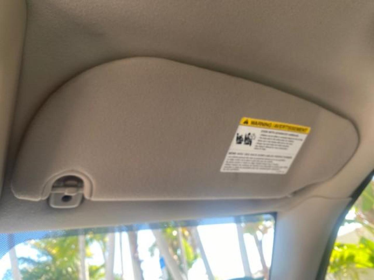 2008 Silver Birch Metallic /Medium Light Stone Mercury Grand Marquis LS LOW MILES 74,931 (2MEHM75V58X) with an 4.6L OHC FFV V8 Engine engine, Automatic transmission, located at 4701 North Dixie Hwy, Pompano Beach, FL, 33064, (954) 422-2889, 26.240938, -80.123474 - OUR WEBPAGE FLORIDACARS1.COM HAS OVER 100 PHOTOS AND FREE CARFAX LINK 2008 MERCURY GRAND MARQUIS LS PALM BEACH EDITION VIN: 2MEHM75V58X659322 2 M E H M 7 5 V 5 8 X 6 5 9 3 2 2 SEDAN 4 DR 4.6L V8 F SOHC FLEX FUEL 23 MPG REAR WHEEL DRIVE Features ABS Brakes Air Conditioning Alloy Wheels AM/FM Stereo A - Photo#63