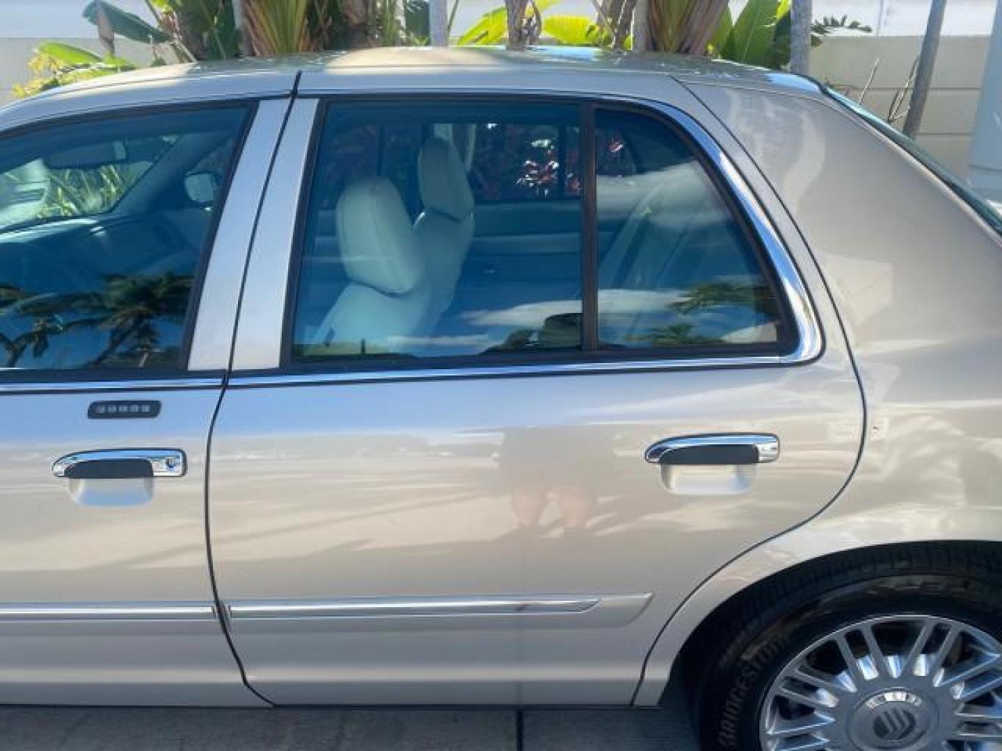 2008 Silver Birch Metallic /Medium Light Stone Mercury Grand Marquis LS LOW MILES 74,931 (2MEHM75V58X) with an 4.6L OHC FFV V8 Engine engine, Automatic transmission, located at 4701 North Dixie Hwy, Pompano Beach, FL, 33064, (954) 422-2889, 26.240938, -80.123474 - OUR WEBPAGE FLORIDACARS1.COM HAS OVER 100 PHOTOS AND FREE CARFAX LINK 2008 MERCURY GRAND MARQUIS LS PALM BEACH EDITION VIN: 2MEHM75V58X659322 2 M E H M 7 5 V 5 8 X 6 5 9 3 2 2 SEDAN 4 DR 4.6L V8 F SOHC FLEX FUEL 23 MPG REAR WHEEL DRIVE Features ABS Brakes Air Conditioning Alloy Wheels AM/FM Stereo A - Photo#69