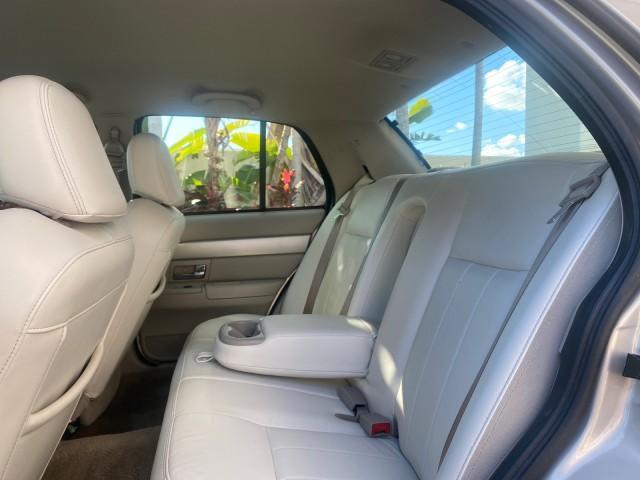 2008 Silver Birch Metallic /Medium Light Stone Mercury Grand Marquis LS LOW MILES 74,931 (2MEHM75V58X) with an 4.6L OHC FFV V8 Engine engine, Automatic transmission, located at 4701 North Dixie Hwy, Pompano Beach, FL, 33064, (954) 422-2889, 26.240938, -80.123474 - OUR WEBPAGE FLORIDACARS1.COM HAS OVER 100 PHOTOS AND FREE CARFAX LINK 2008 MERCURY GRAND MARQUIS LS PALM BEACH EDITION VIN: 2MEHM75V58X659322 2 M E H M 7 5 V 5 8 X 6 5 9 3 2 2 SEDAN 4 DR 4.6L V8 F SOHC FLEX FUEL 23 MPG REAR WHEEL DRIVE Features ABS Brakes Air Conditioning Alloy Wheels AM/FM Stereo A - Photo#72