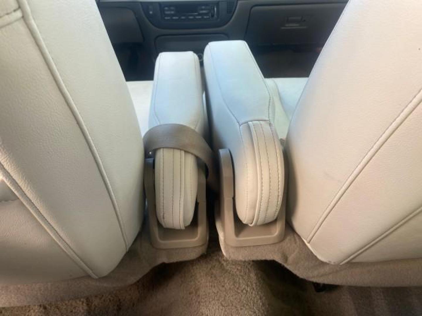 2008 Silver Birch Metallic /Medium Light Stone Mercury Grand Marquis LS LOW MILES 74,931 (2MEHM75V58X) with an 4.6L OHC FFV V8 Engine engine, Automatic transmission, located at 4701 North Dixie Hwy, Pompano Beach, FL, 33064, (954) 422-2889, 26.240938, -80.123474 - OUR WEBPAGE FLORIDACARS1.COM HAS OVER 100 PHOTOS AND FREE CARFAX LINK 2008 MERCURY GRAND MARQUIS LS PALM BEACH EDITION VIN: 2MEHM75V58X659322 2 M E H M 7 5 V 5 8 X 6 5 9 3 2 2 SEDAN 4 DR 4.6L V8 F SOHC FLEX FUEL 23 MPG REAR WHEEL DRIVE Features ABS Brakes Air Conditioning Alloy Wheels AM/FM Stereo A - Photo#76