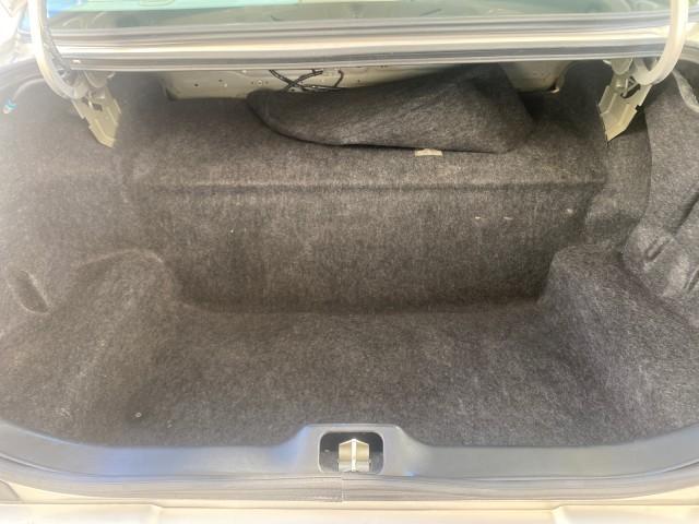 2008 Silver Birch Metallic /Medium Light Stone Mercury Grand Marquis LS LOW MILES 74,931 (2MEHM75V58X) with an 4.6L OHC FFV V8 Engine engine, Automatic transmission, located at 4701 North Dixie Hwy, Pompano Beach, FL, 33064, (954) 422-2889, 26.240938, -80.123474 - OUR WEBPAGE FLORIDACARS1.COM HAS OVER 100 PHOTOS AND FREE CARFAX LINK 2008 MERCURY GRAND MARQUIS LS PALM BEACH EDITION VIN: 2MEHM75V58X659322 2 M E H M 7 5 V 5 8 X 6 5 9 3 2 2 SEDAN 4 DR 4.6L V8 F SOHC FLEX FUEL 23 MPG REAR WHEEL DRIVE Features ABS Brakes Air Conditioning Alloy Wheels AM/FM Stereo A - Photo#88