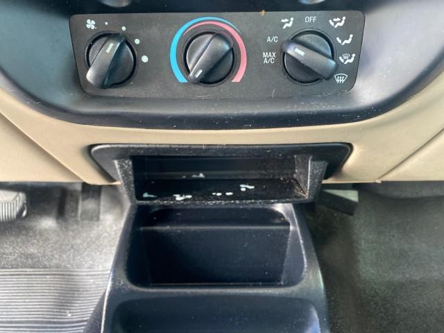 2008 Pueblo Gold Metallic /Med Pebble Tan Ford Ranger AUTO AC XL LOW MILES 57,629 (1FTYR10D58P) with an 2.3L DOHC 16-Valve I4 Engine engine, Automatic transmission, located at 4701 North Dixie Hwy, Pompano Beach, FL, 33064, (954) 422-2889, 26.240938, -80.123474 - OUR WEBPAGE FLORIDACARS1.COM HAS OVER 100 PHOTOS AND FREE CARFAX LINK 2008 FORD RANGER XL VIN: 1FTYR10D58PA16618 1 F T Y R 1 0 D 5 8 P A 1 6 6 1 8 PICKUP 2.3L 4 F GASOLINE 26 MPG REAR WHEEL DRIVE Features ABS Brakes Air Conditioning AM/FM Stereo Bed Liner Cassette Player CD Audio Leather Seats Cruis - Photo#57